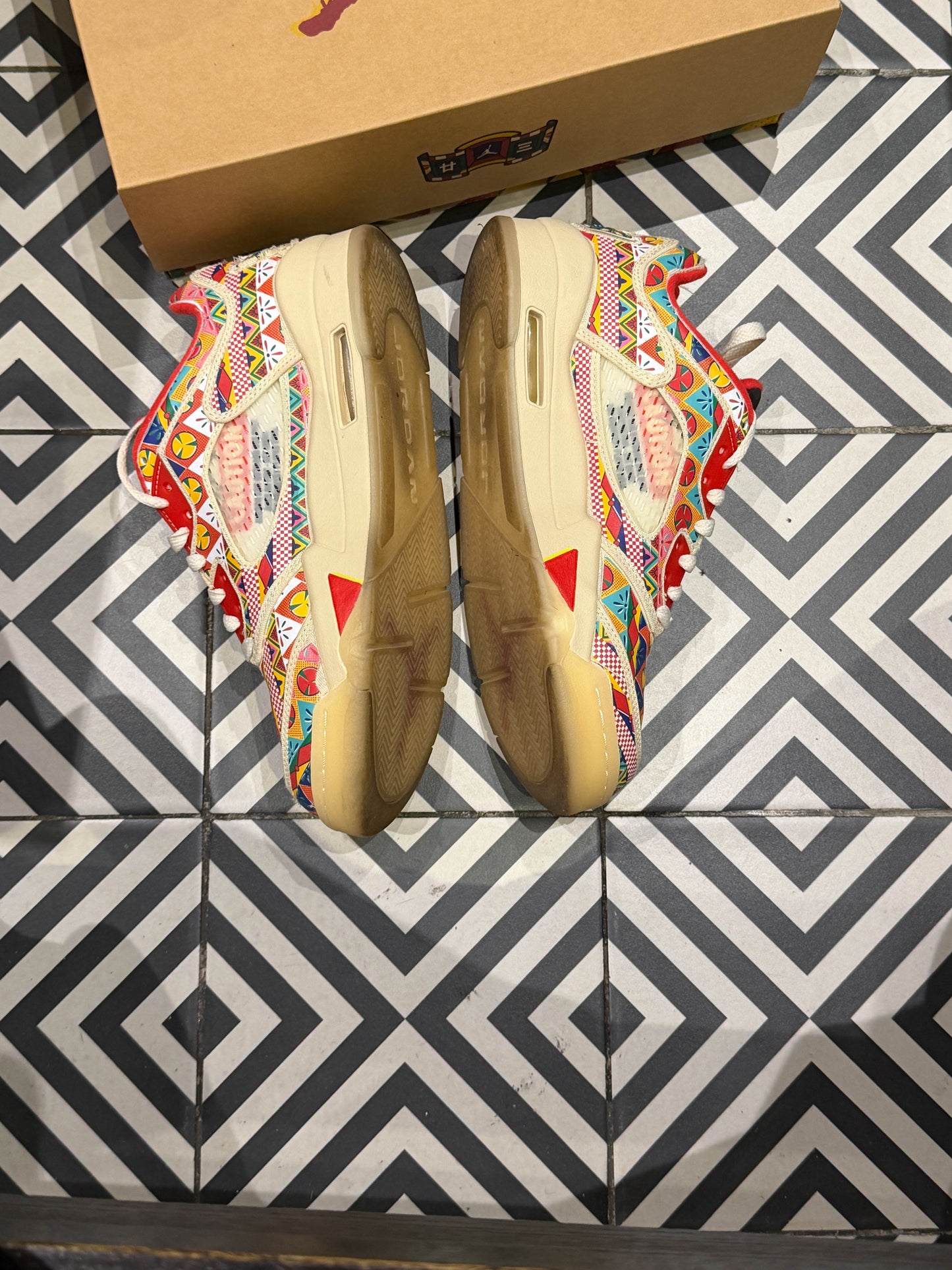 Jordan 5 Low Chinese new year (Taille 42,5)