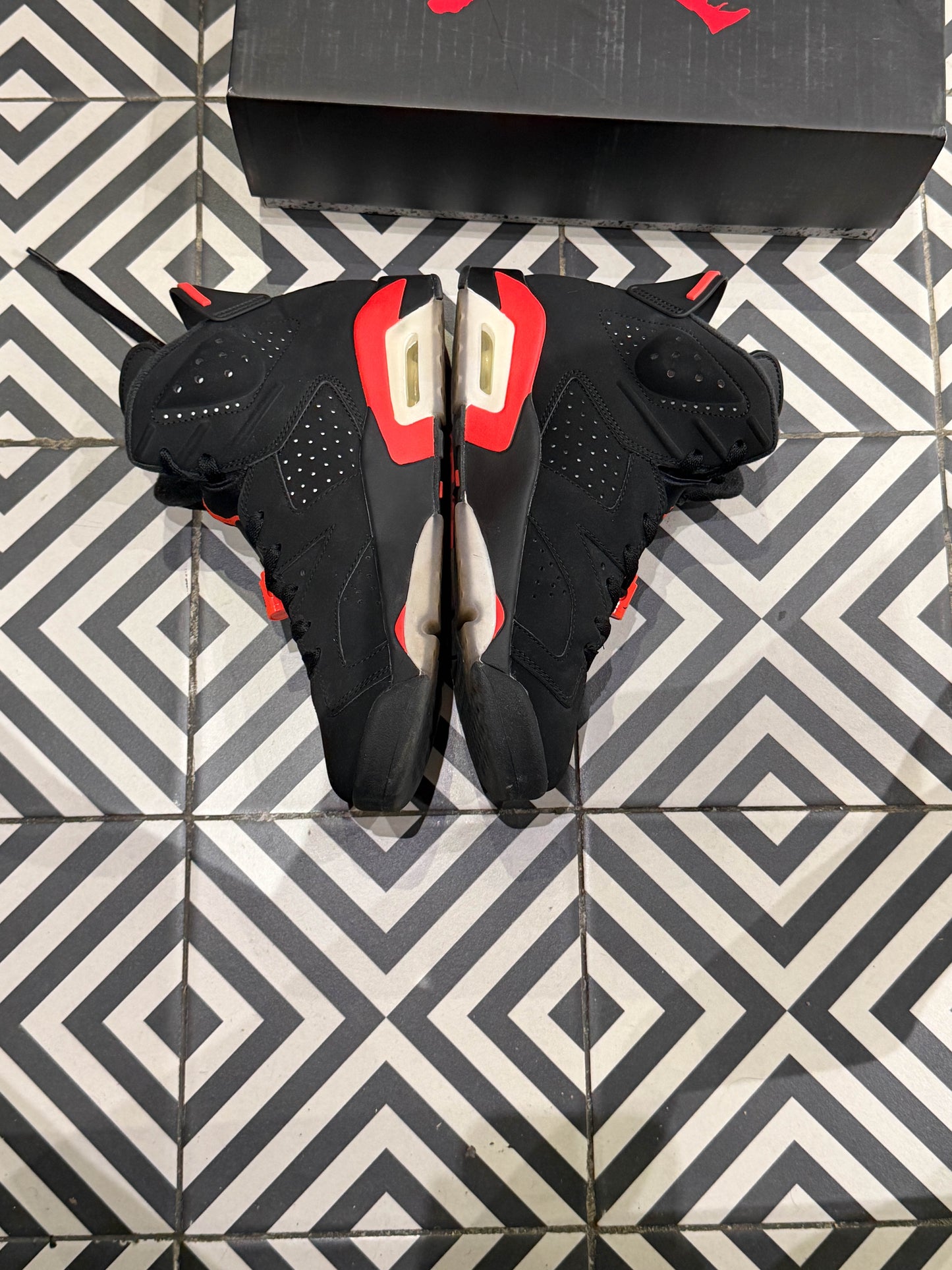 Jordan 6 Infrared (Taille 40,5)