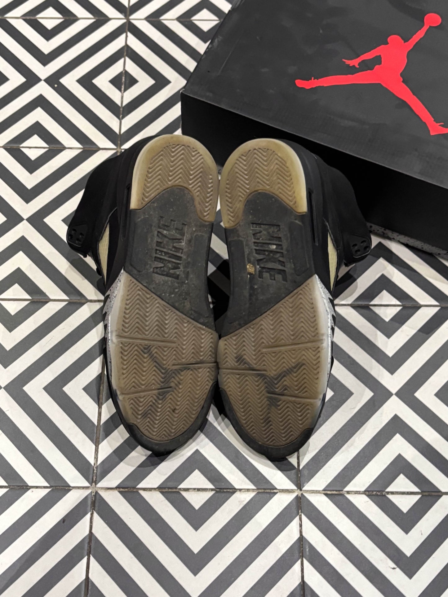 Jordan 5 Metallic Silver (Taille 44,5)