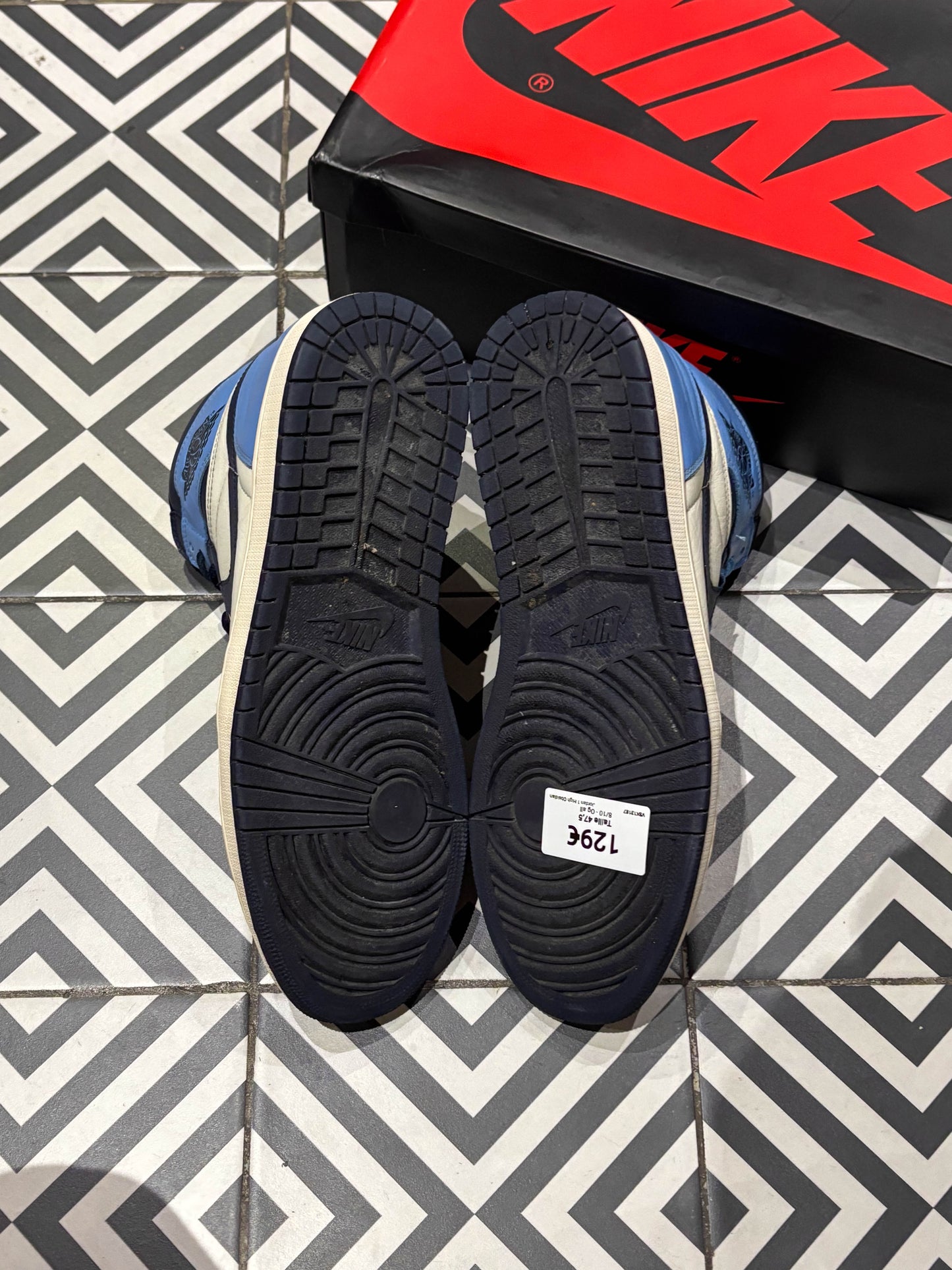 Jordan 1 High Obsidian (Taille 47,5)