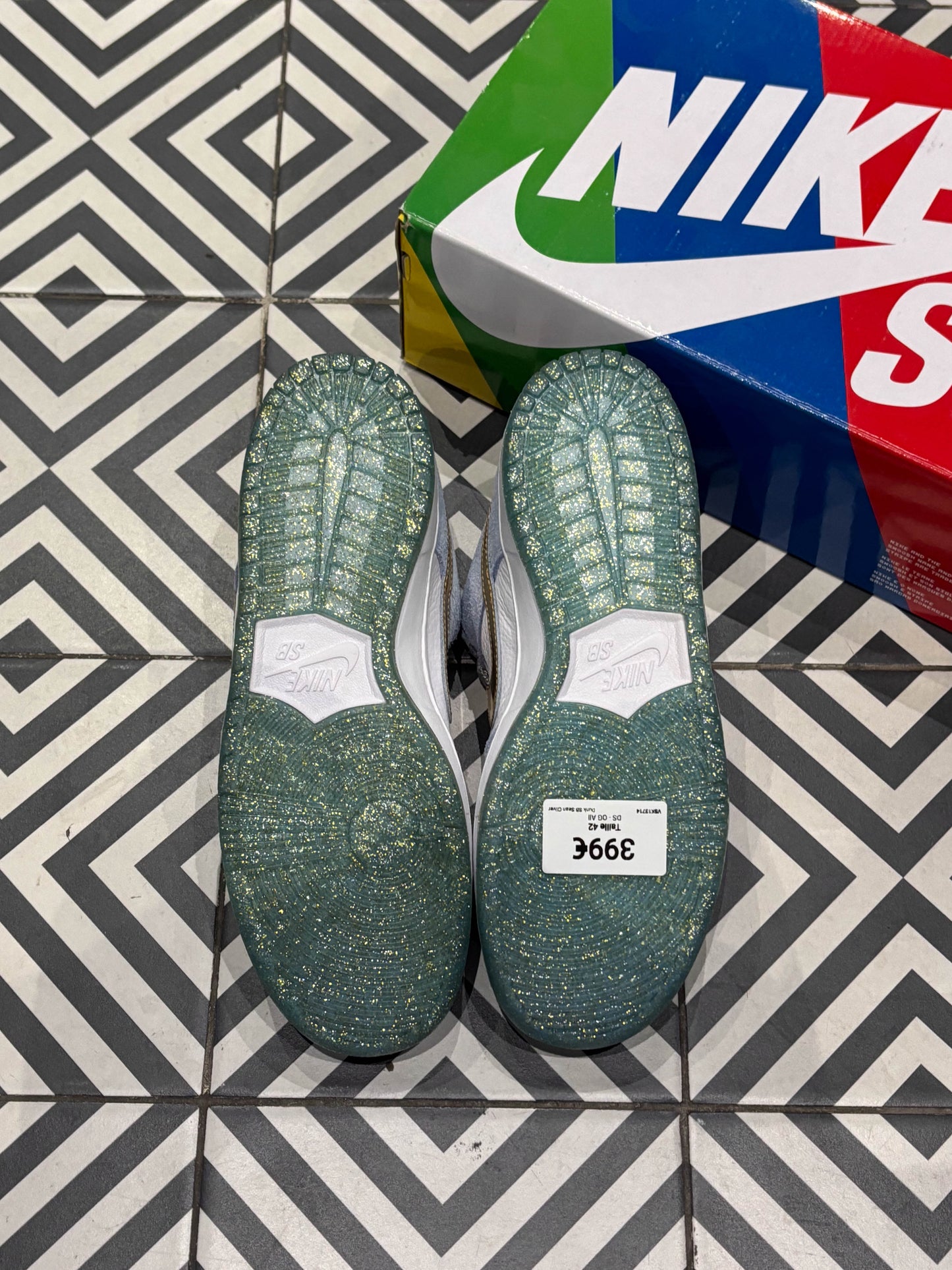 Dunk SB Sean Cliver (Taille 42)