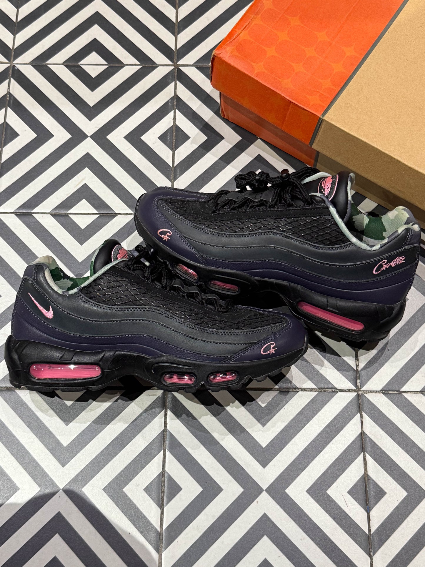 Air Max 95 Corteiz Pink Beam (Taille 43)
