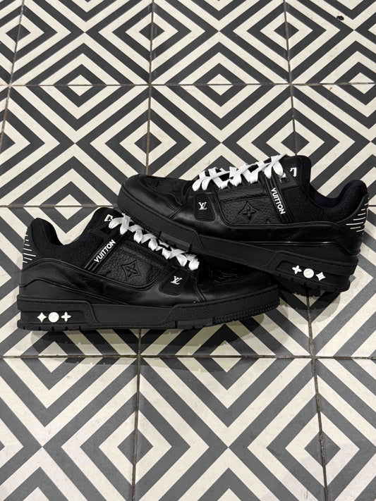 Louis Vuitton Trainer Black (Taille 42)