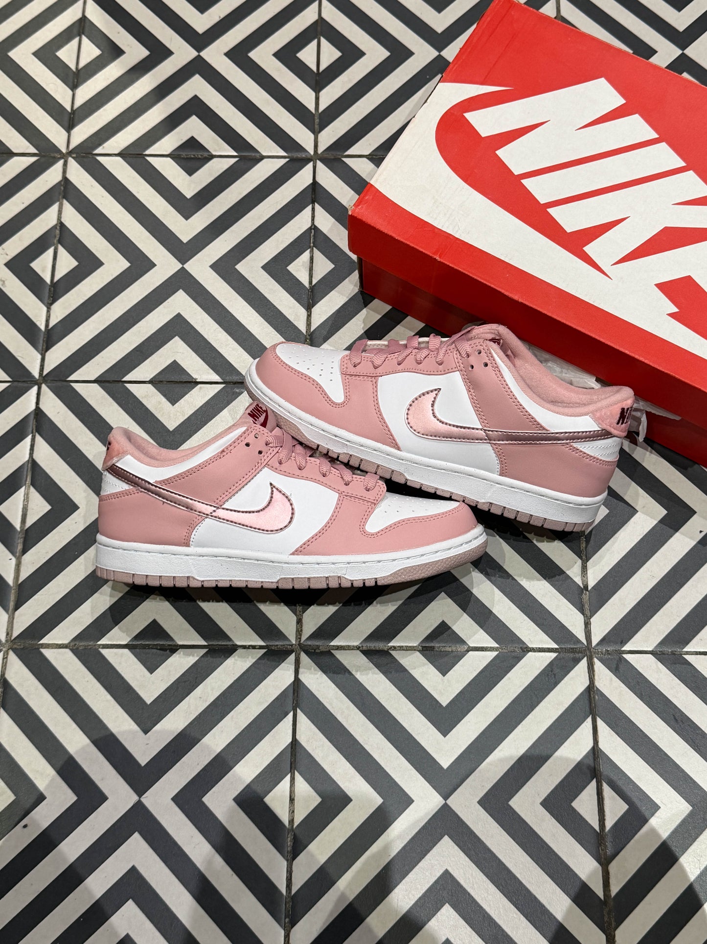 Dunk Low Velvet Pink (Taille 38,5)
