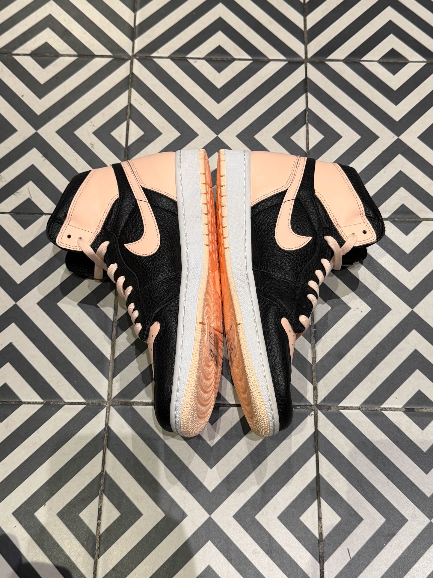 Jordan 1 High Crimson (Taille 43)