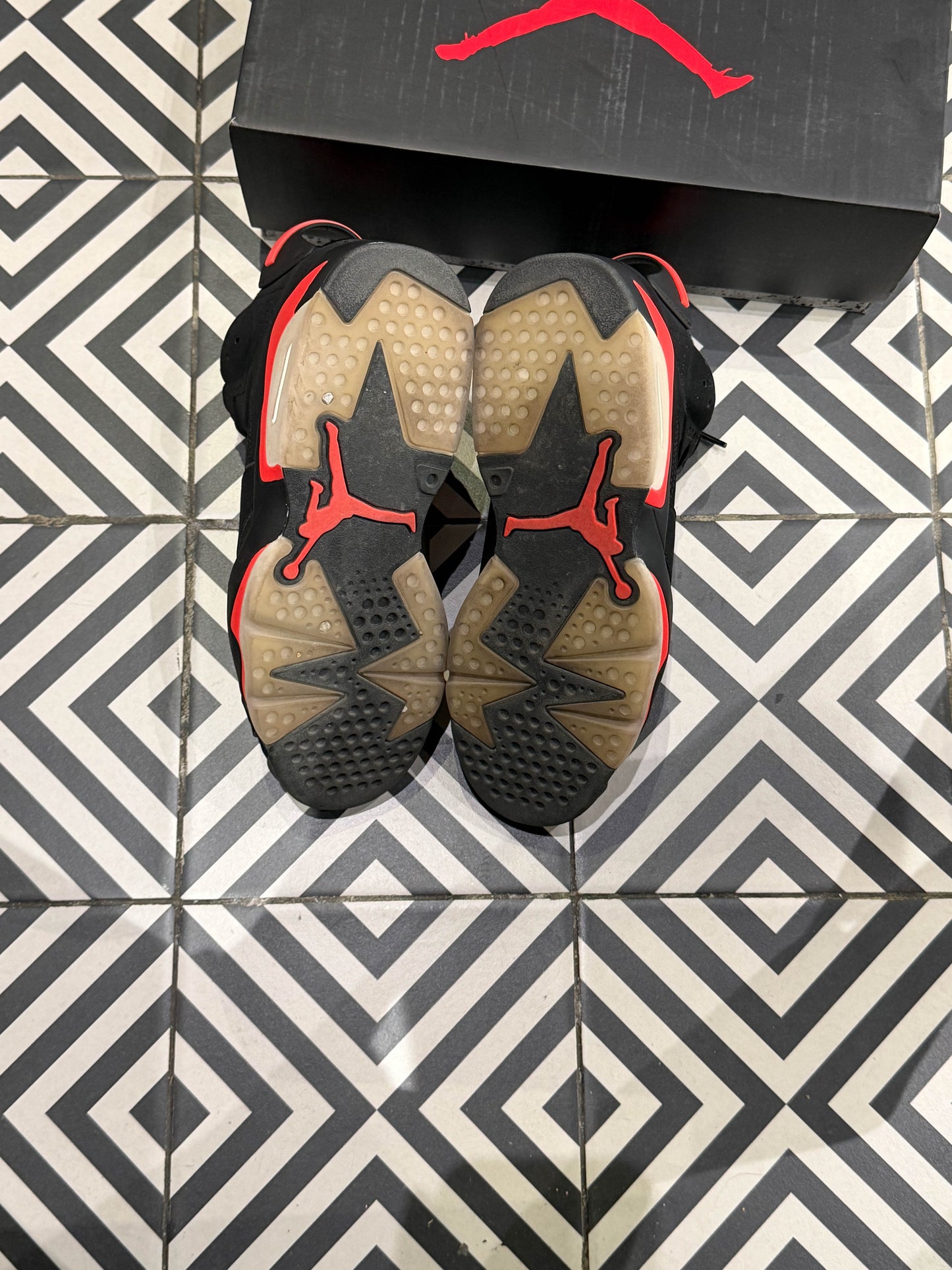 Jordan 6 Infrared (Taille 40,5)