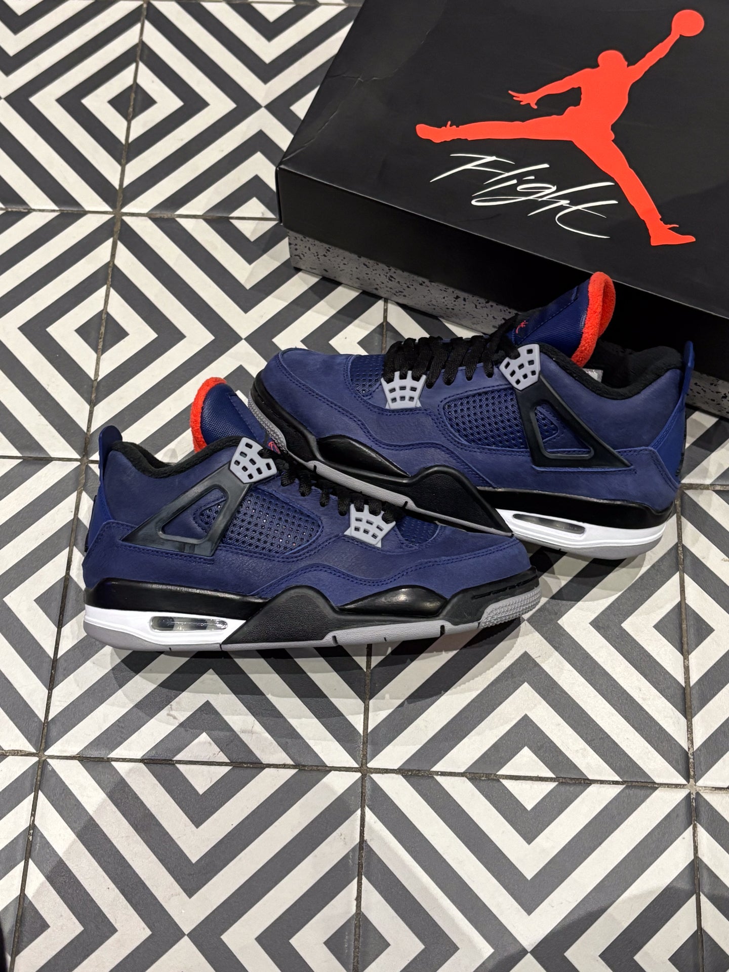 Jordan 4 Winterized (Taille 41)
