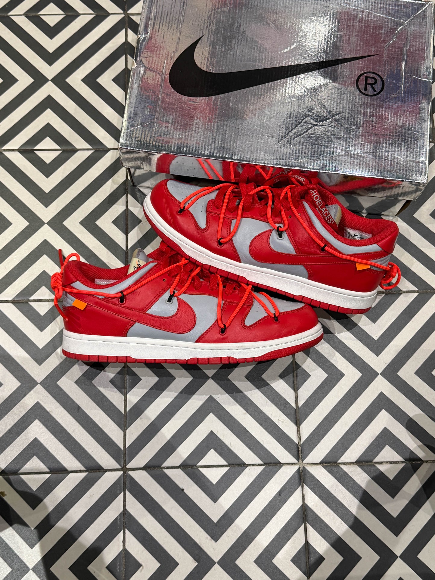 Dunk Low Off-White University red (Taille 43)