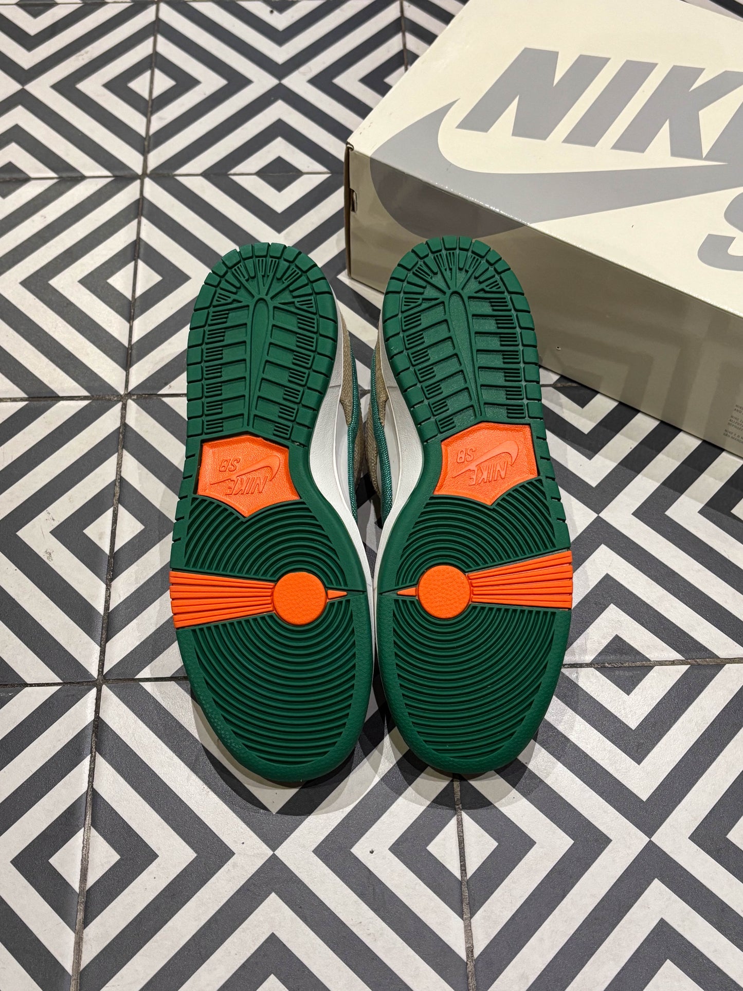 Dunk SB Jarritos (Taille 43)