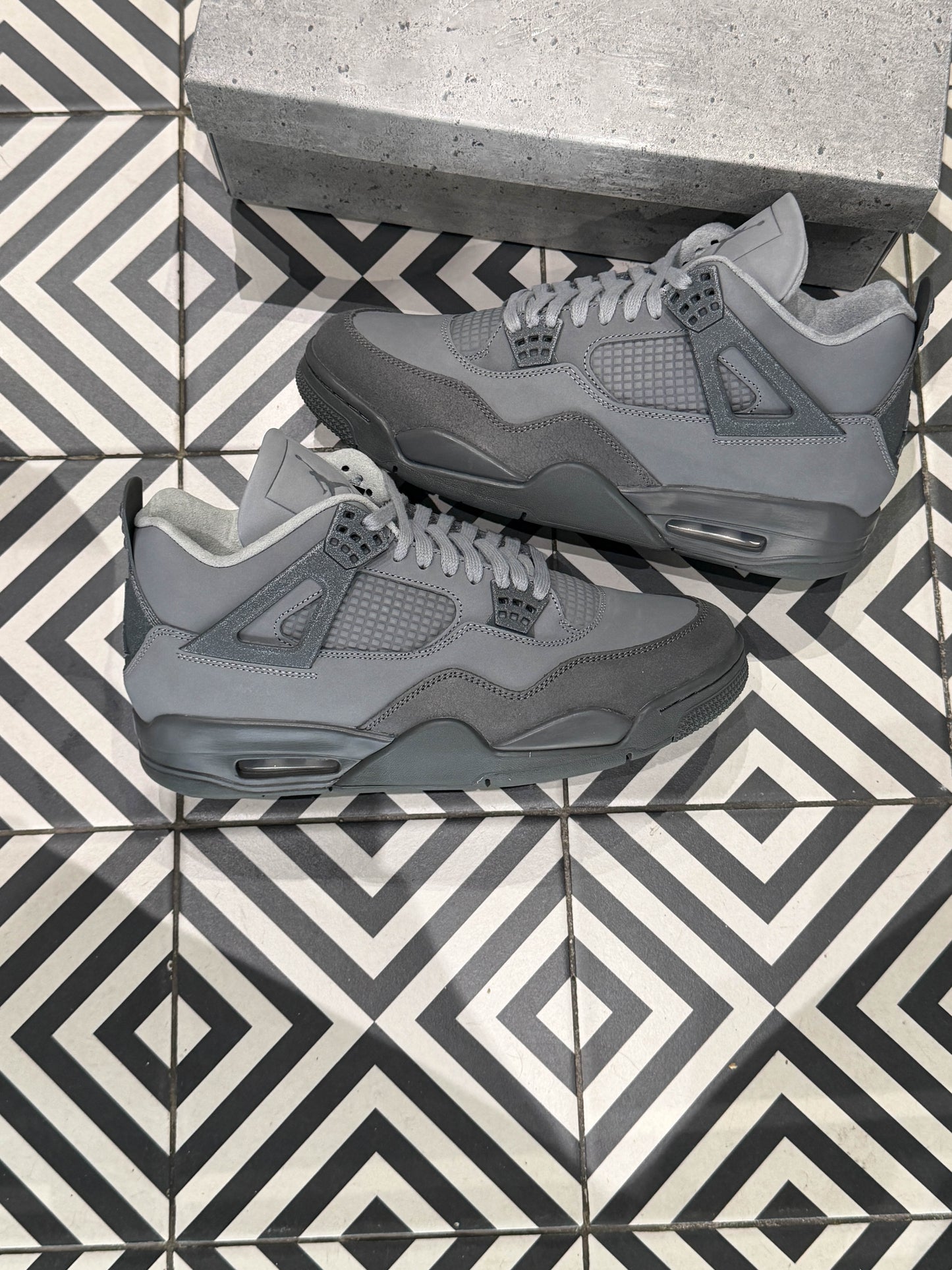Jordan 4 Wet Cement (Taille 44,5)