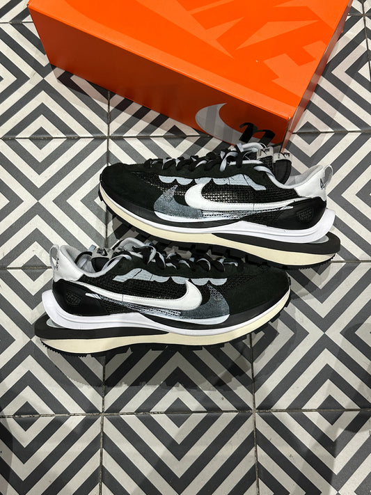 Sacai Vaporwaffle Black white (45)