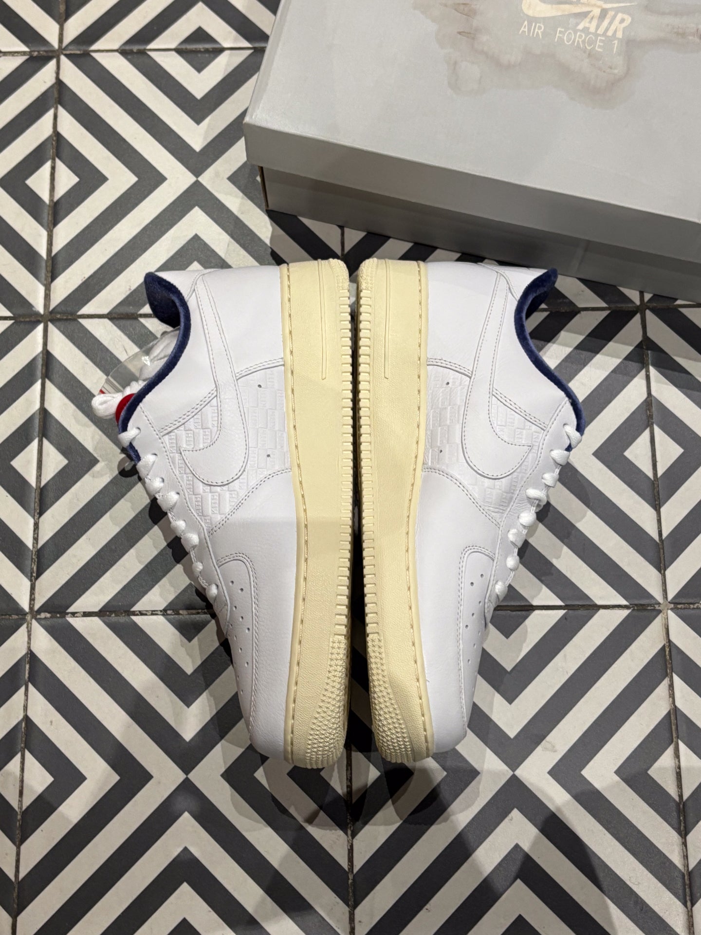 Air Force 1 Kith Paris (Taille 46)