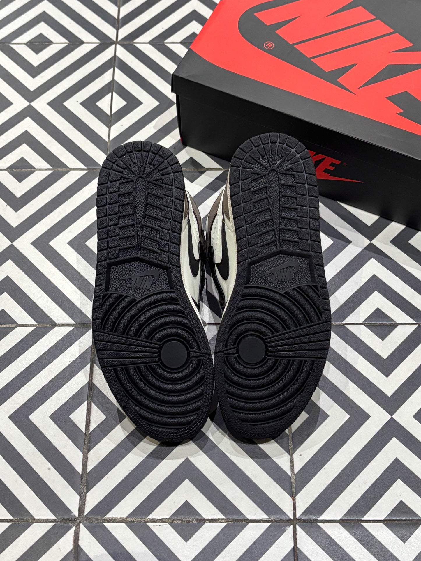 Jordan 1 High Mocha (Taille 46)