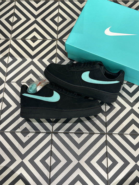 Air Force 1 Tiffany (Taille 43)