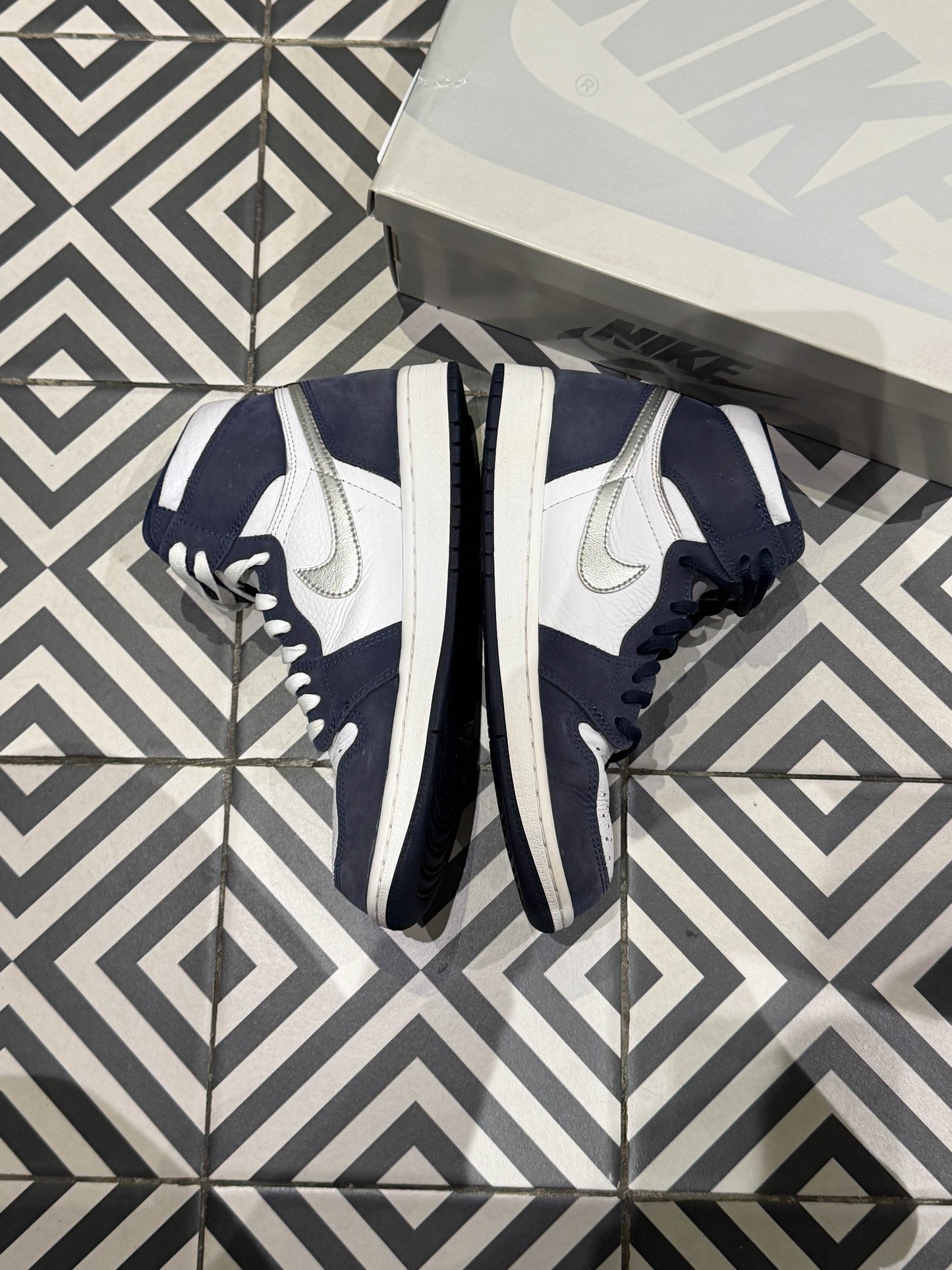 Jordan 1 High Co Japan Navy (Taille 42)