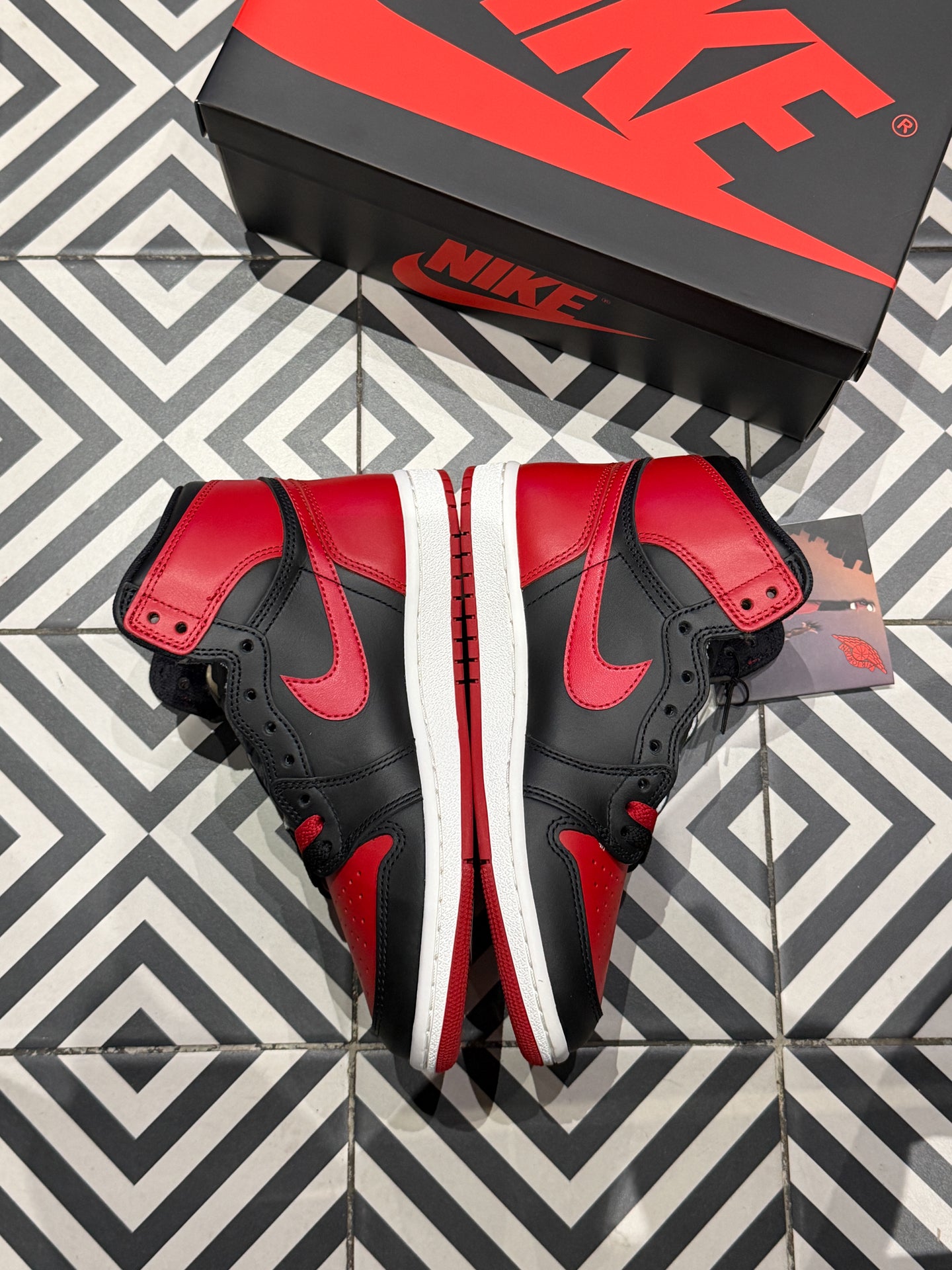 Jordan 1 High 85 Bred (Taille 40,5)