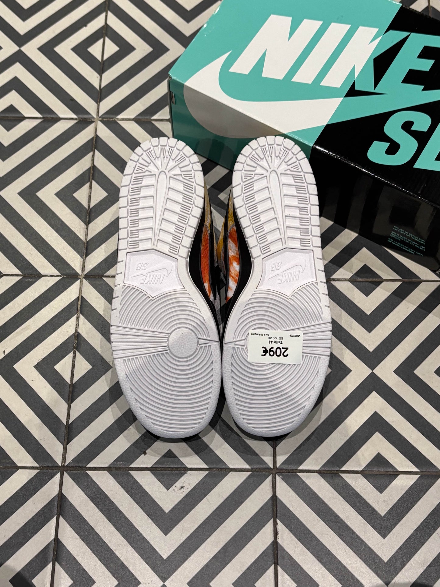 Dunk SB Rayguns (Taille 41)