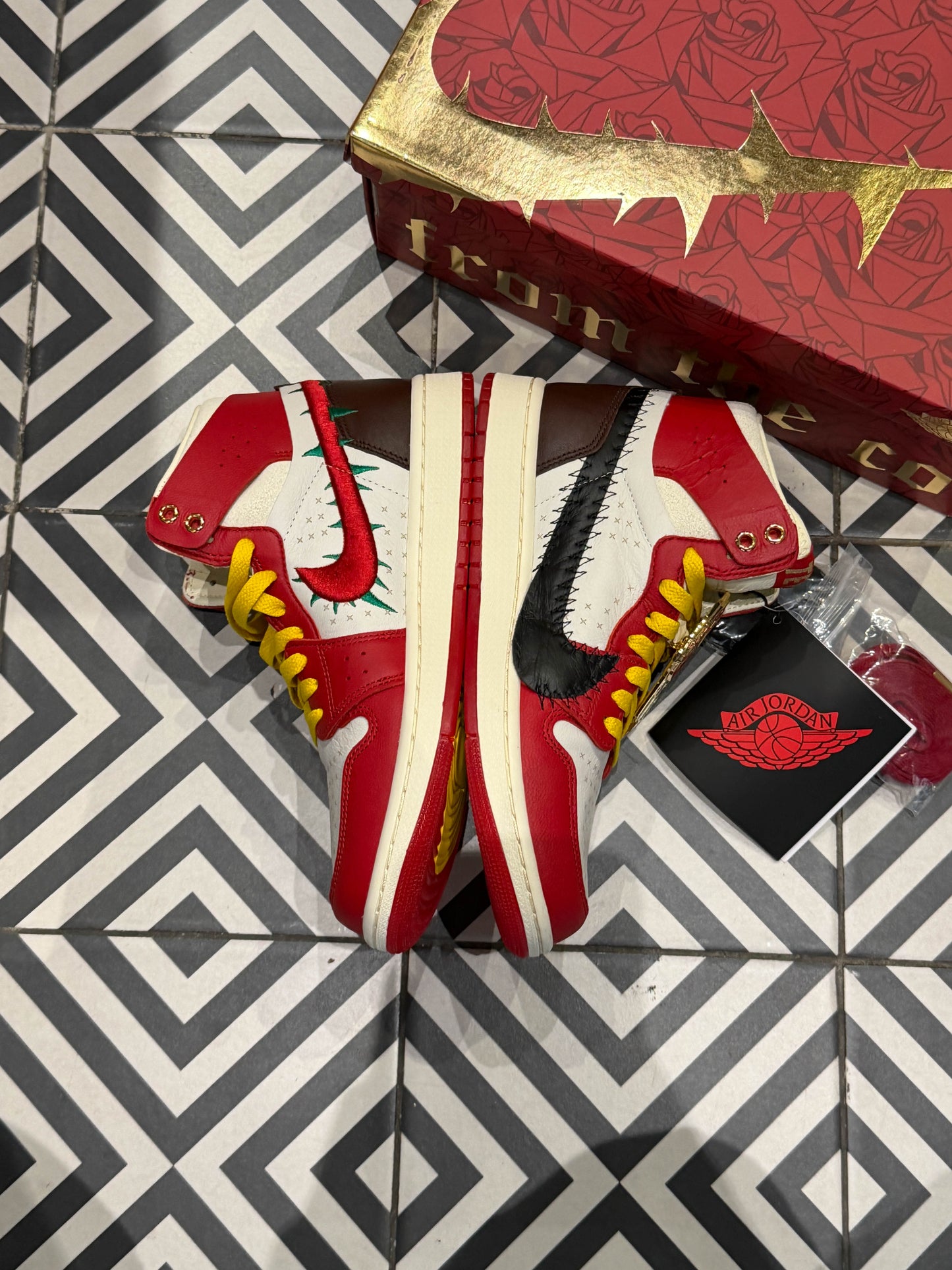 Jordan 1 High Teyana Taylor (Taille 39)