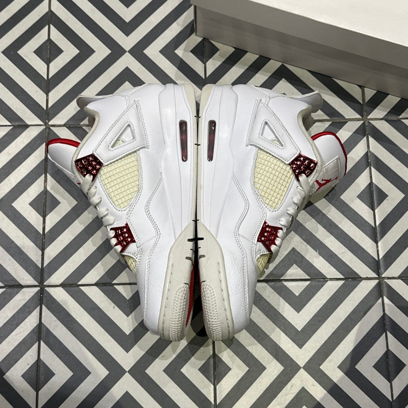 AIR JORDAN 4 Metallic Red (Taille 44,5)