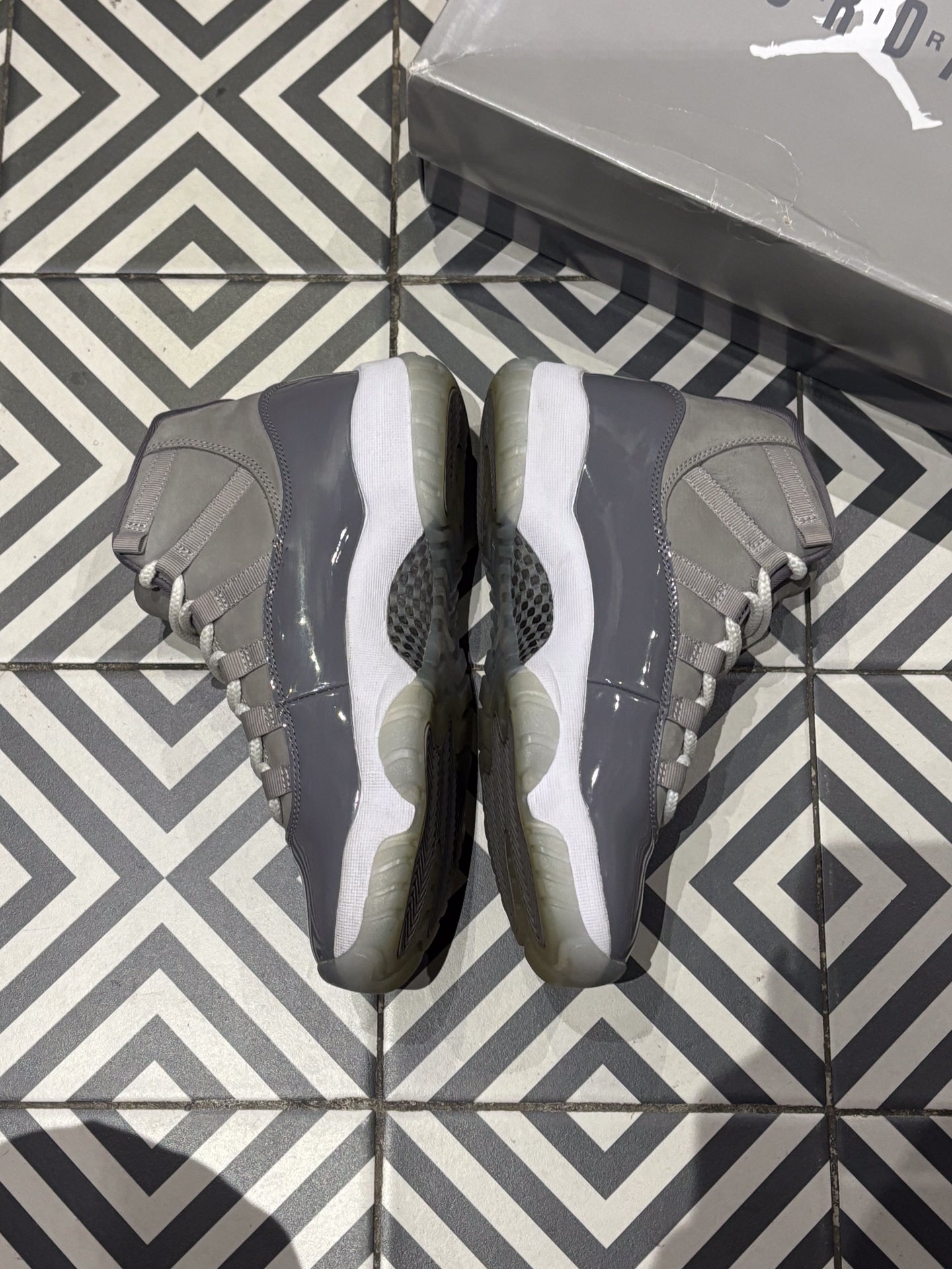 Jordan 11 Cool Grey (Taille 42)