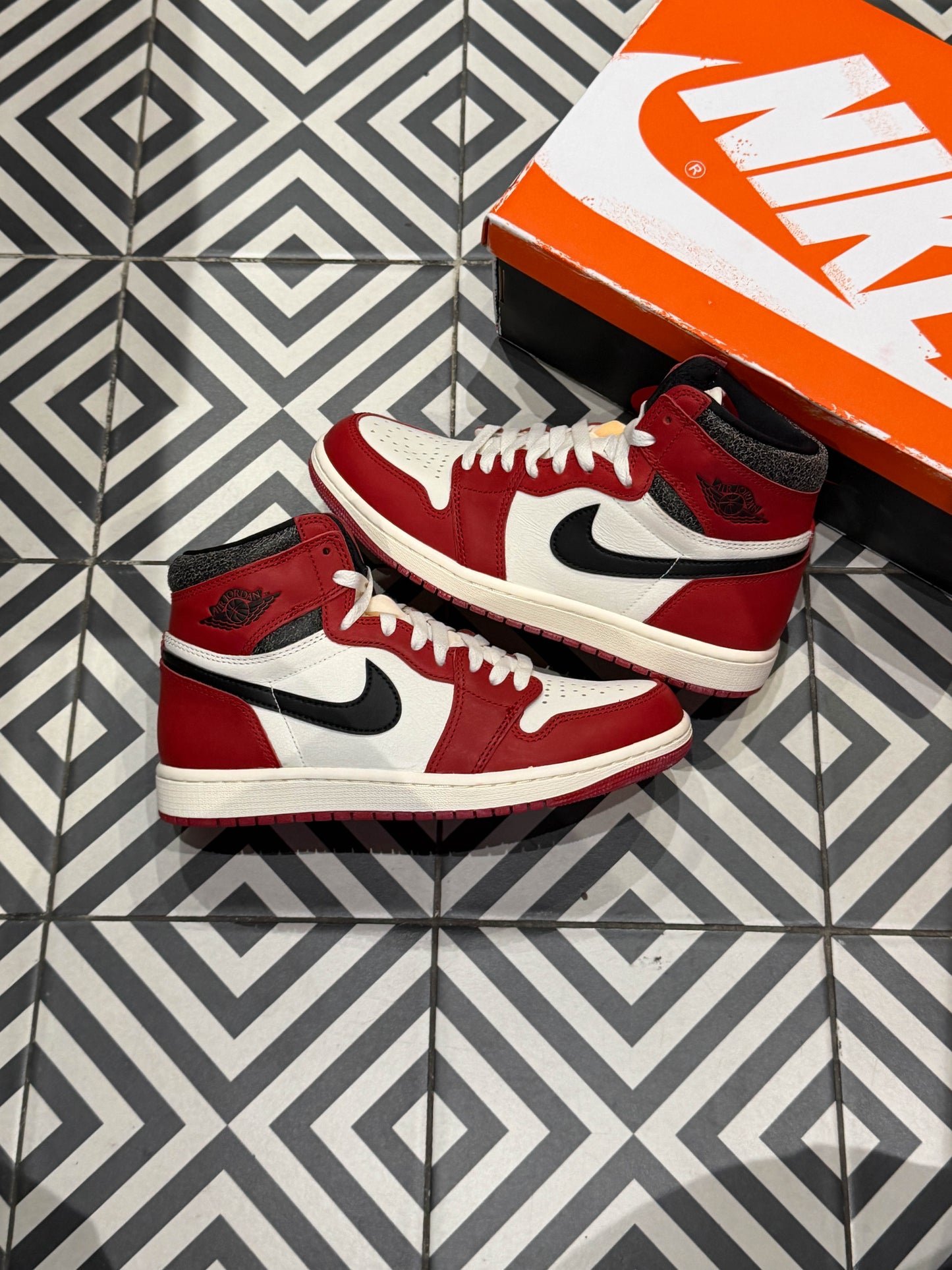 Jordan 1 High Lost And Found (Taille 40)