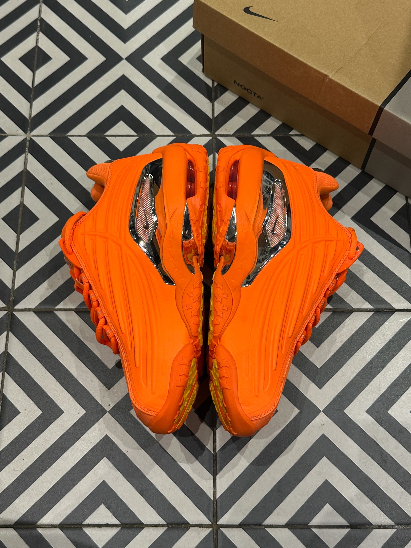 Nocta Hot Step 2 Orange (Taille 41)