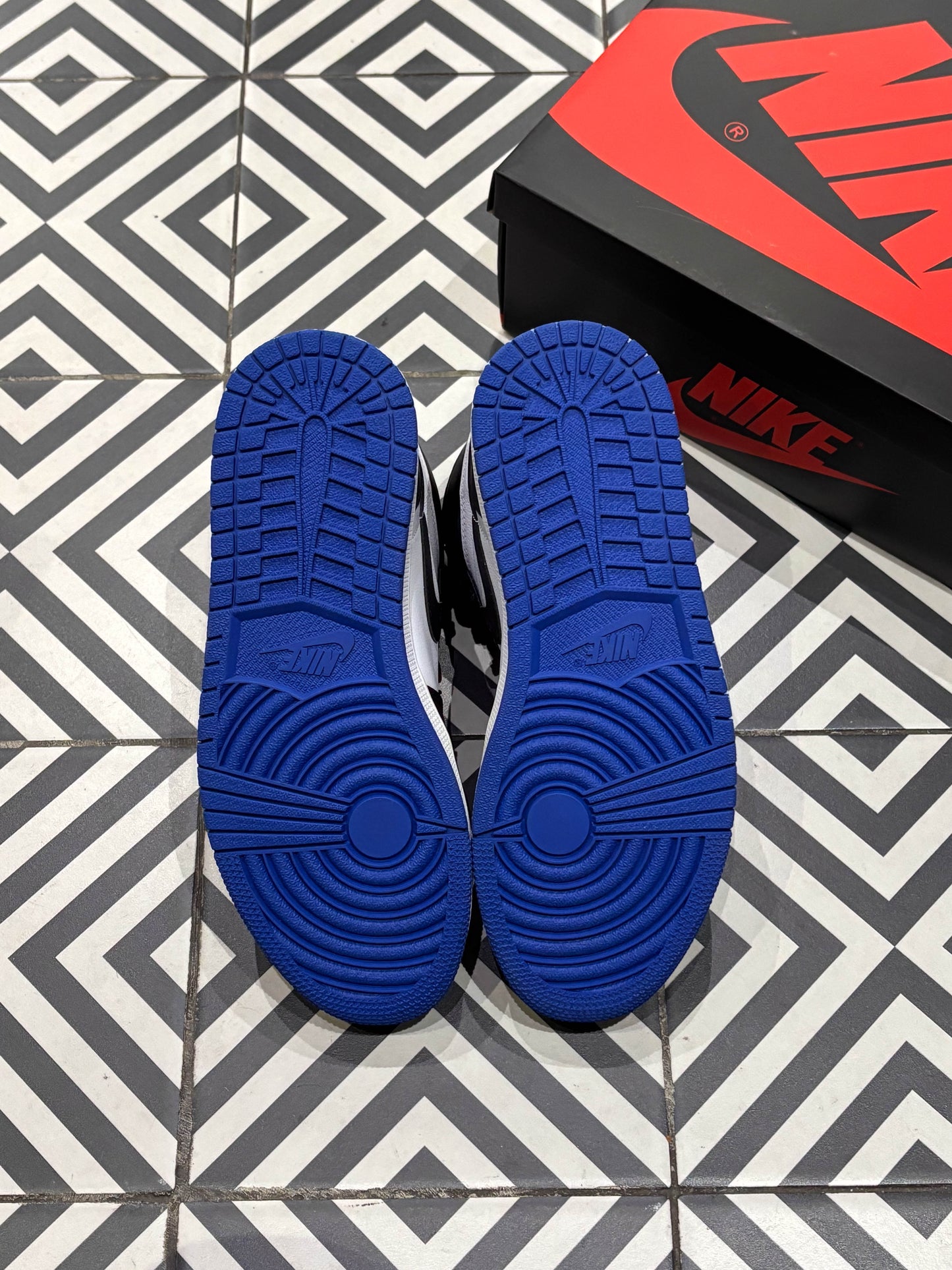 Jordan 1 High Royal Toe (Taille 42)