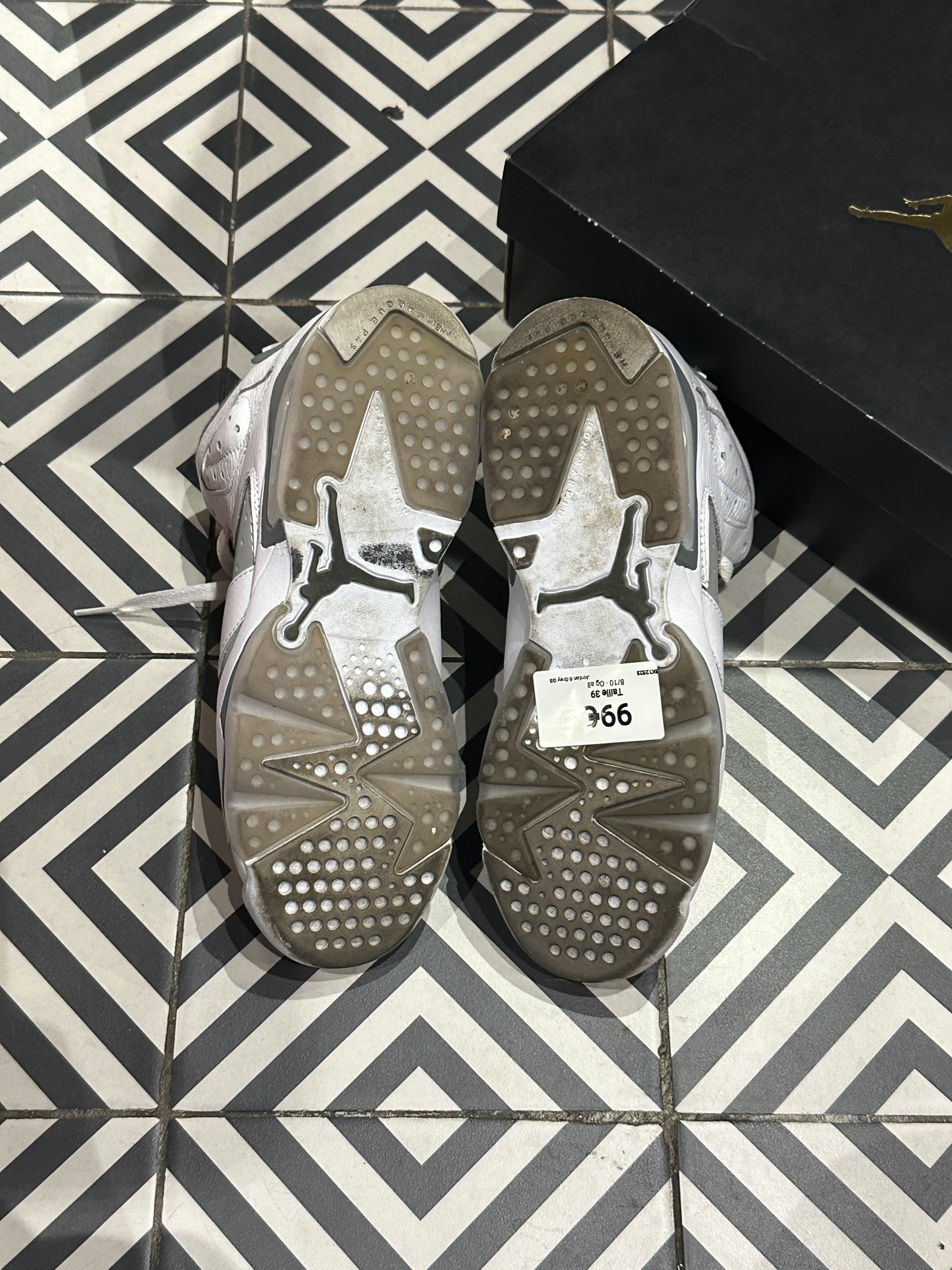 Jordan 6 Grey GS (Taille 39)