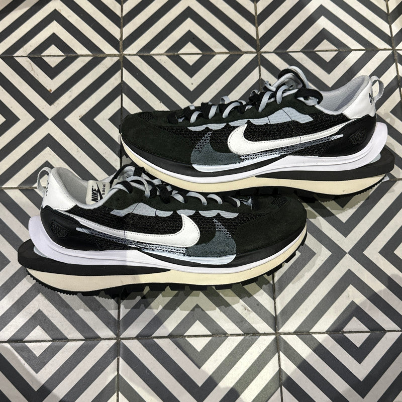 Sacai Vaporwaffle Black White (Taille 46)