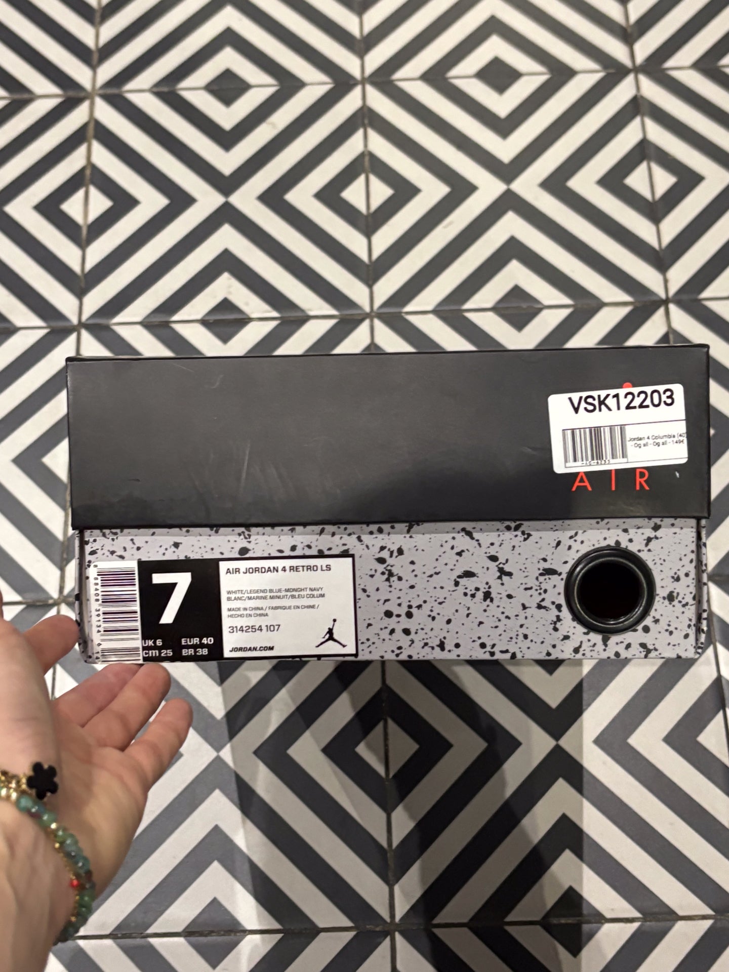 Jordan 4 Columbia (40)