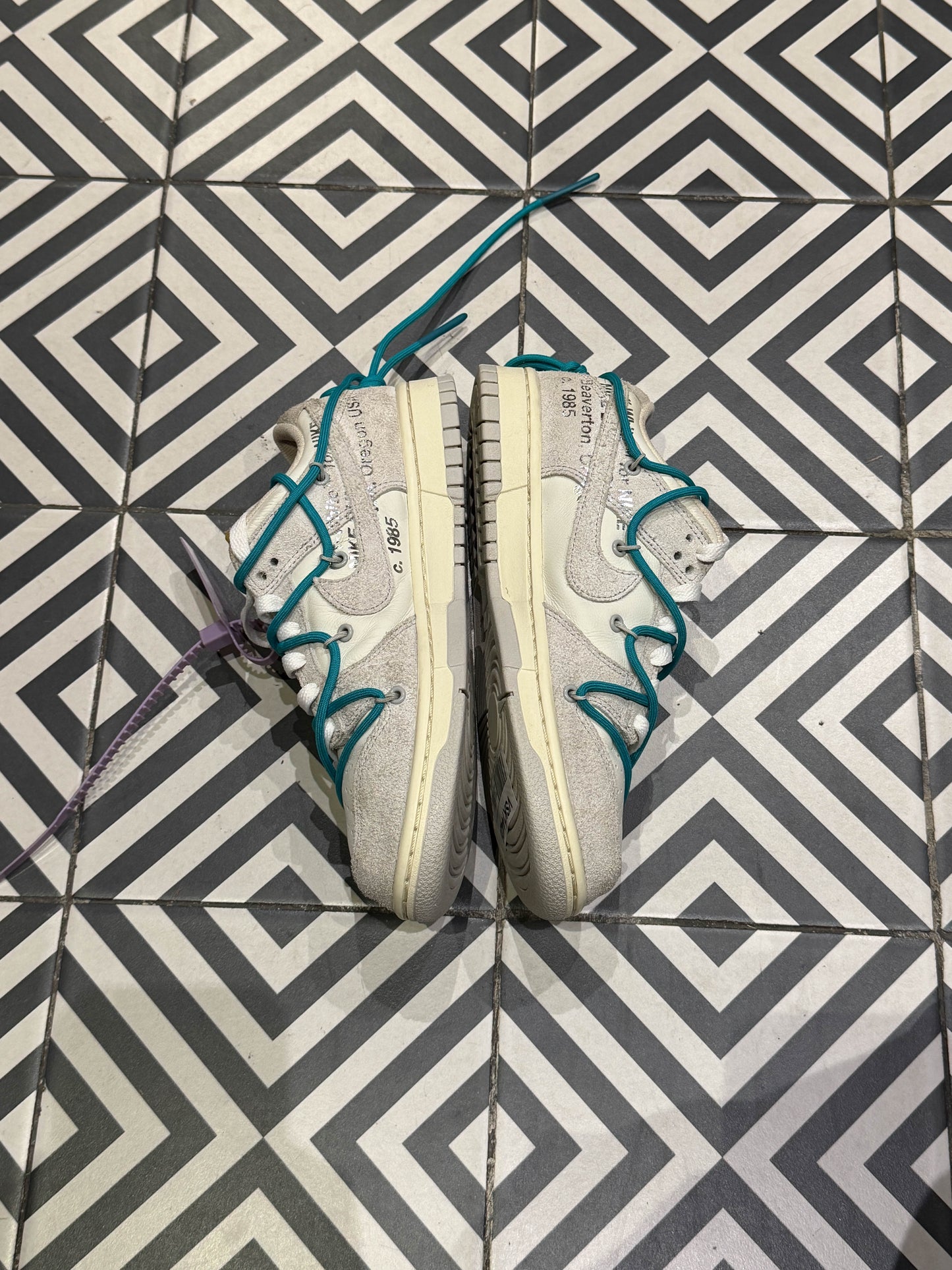 Dunk Low Off White Lot 36/50 (Taille 39)