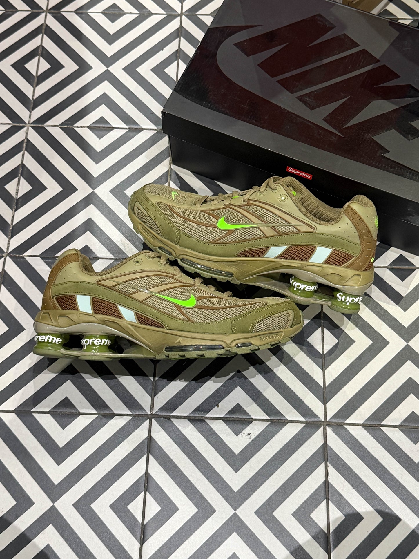 Shox Supreme Olive (Taille 44,5)