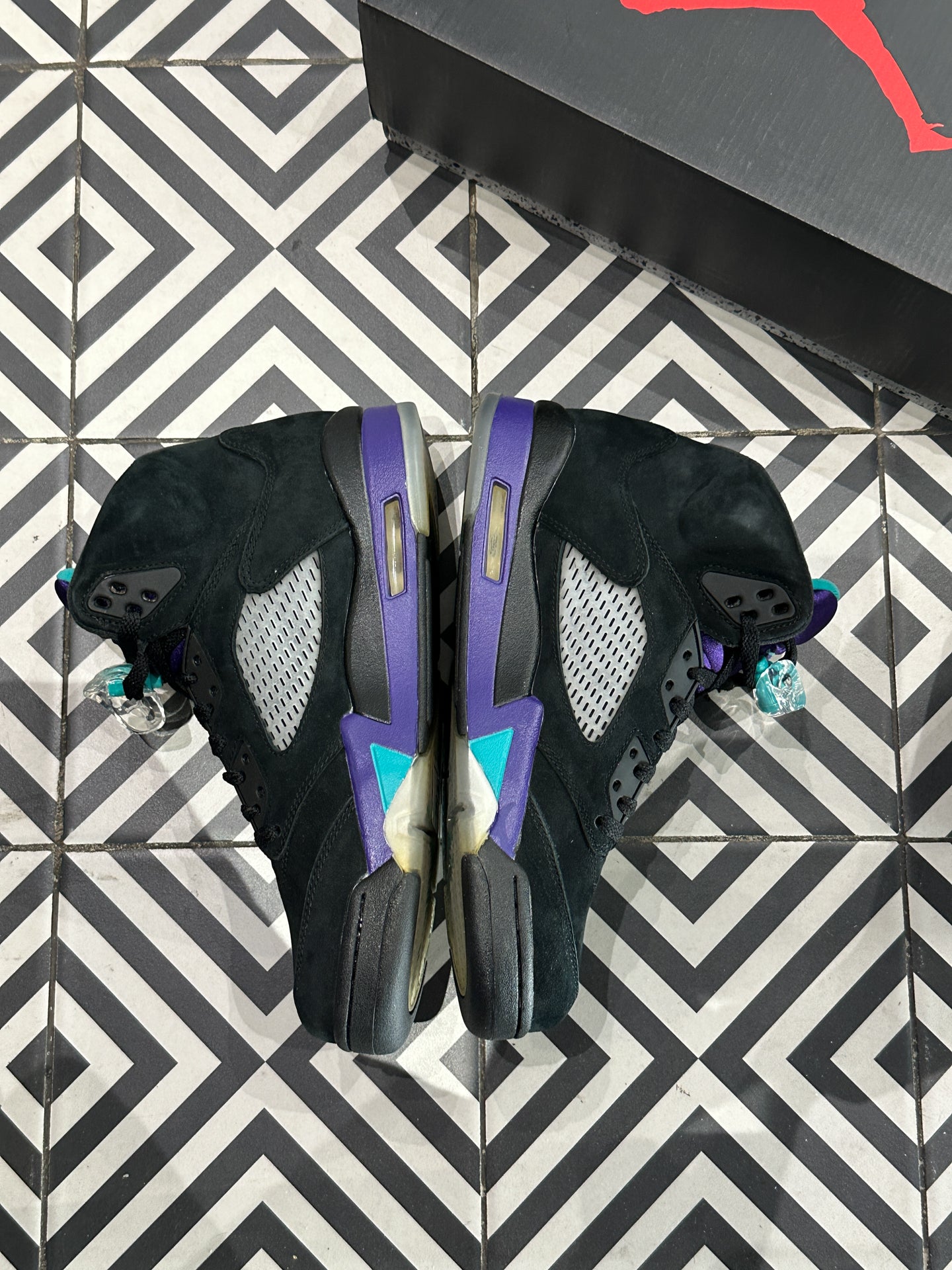 Jordan 5 Black Grape (42,5)