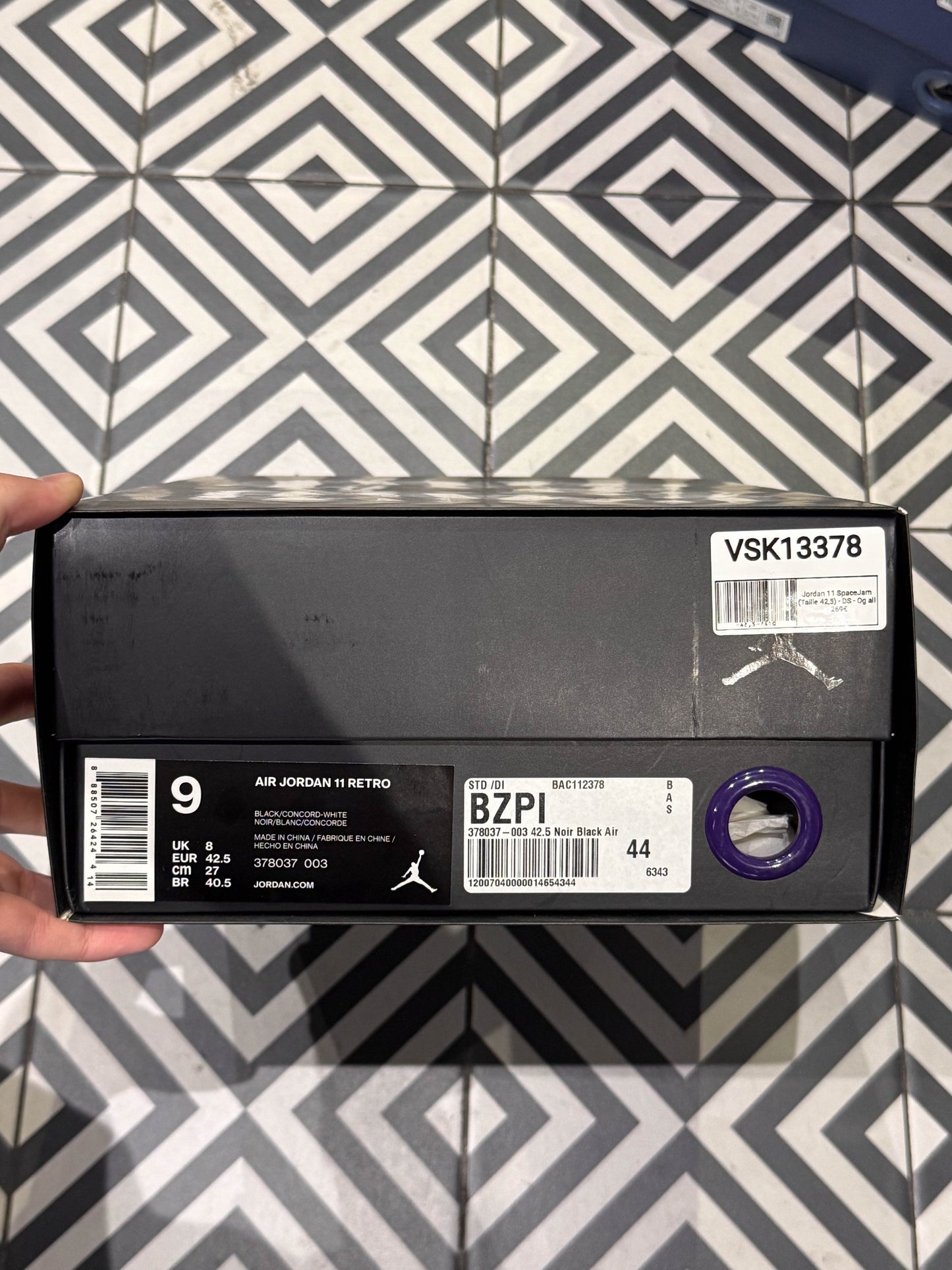 Jordan 11 SpaceJam (Taille 42,5)