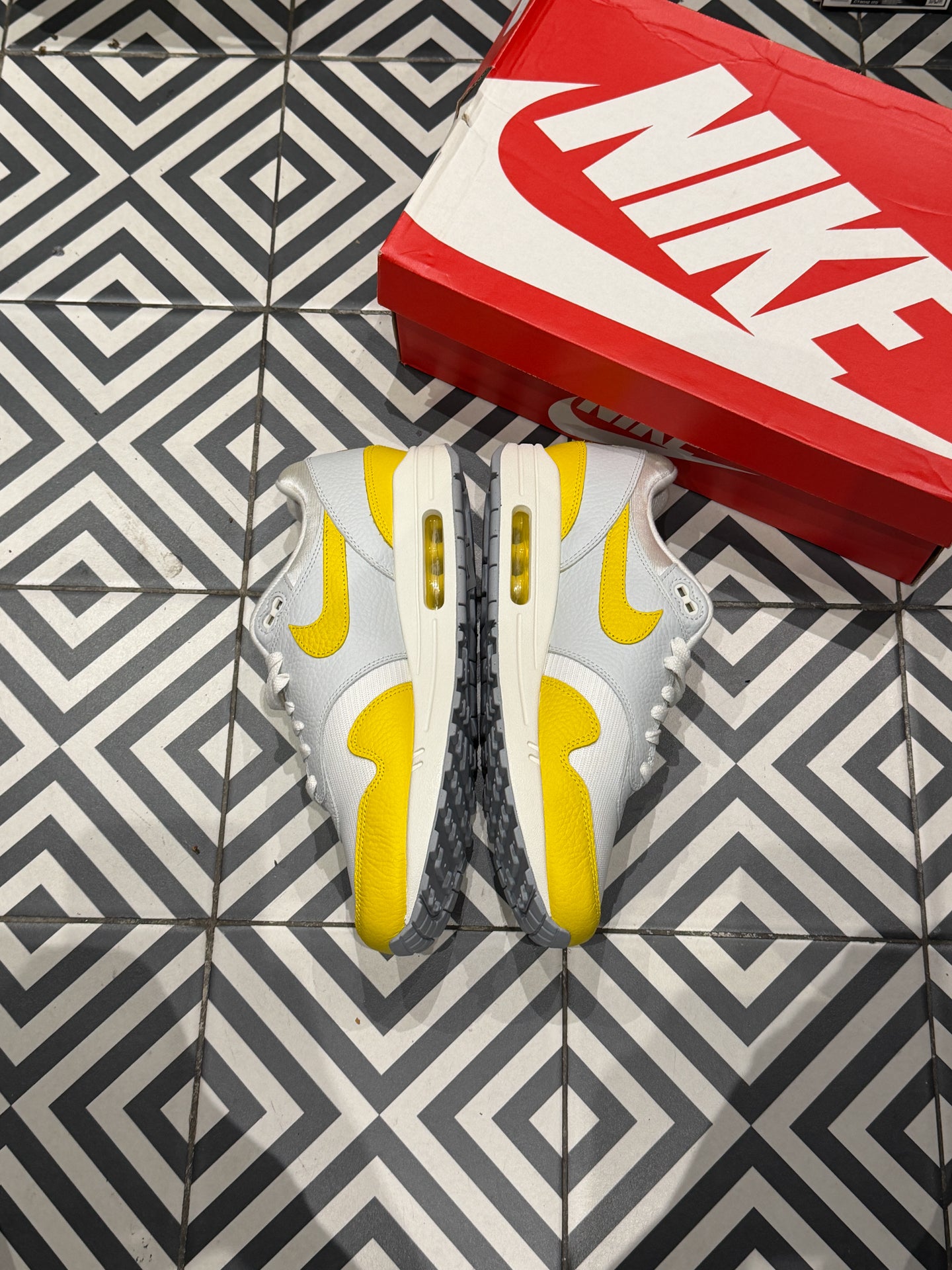 Air Max 1 Yellow (Taille 45)