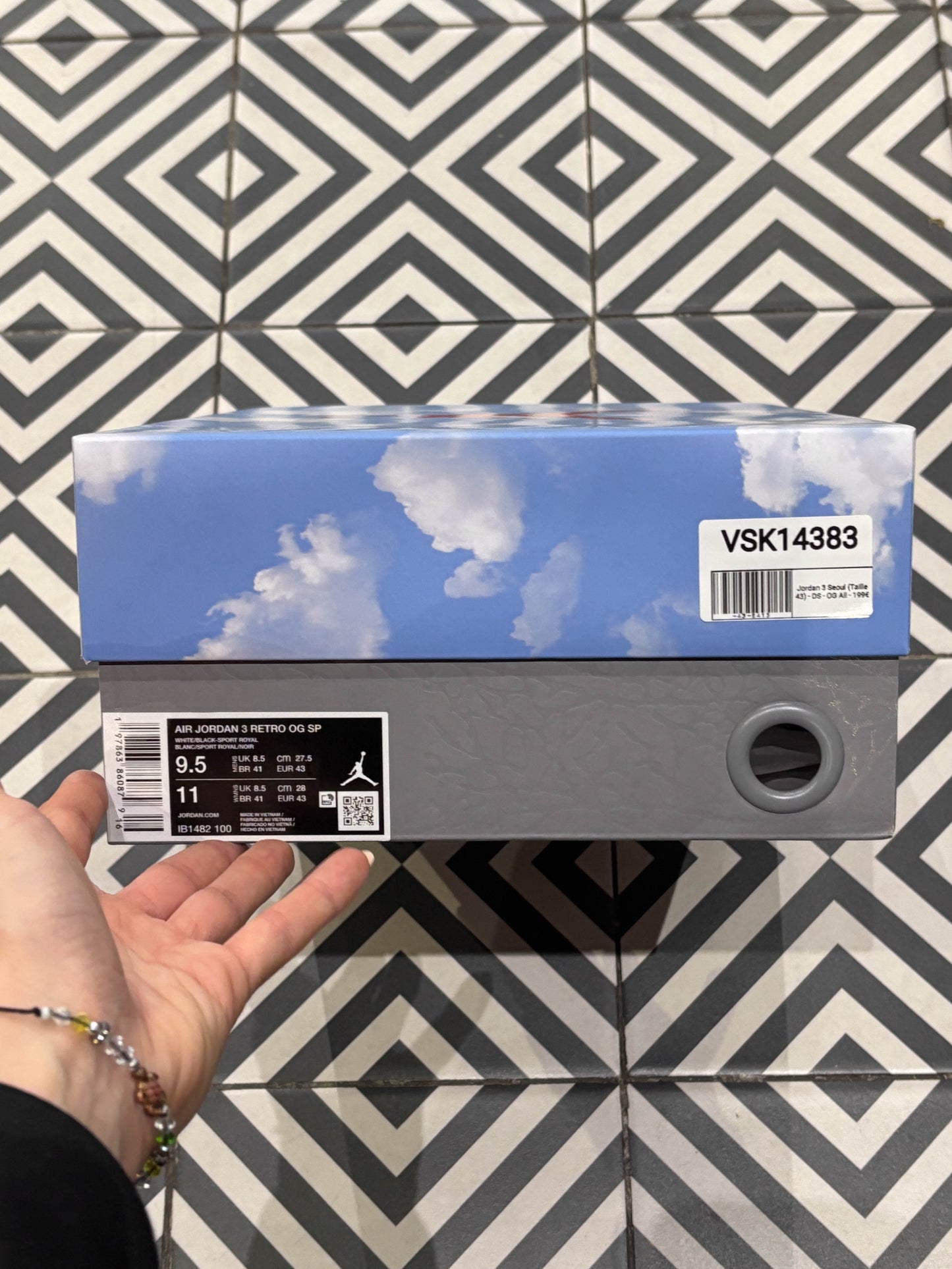 Jordan 3 Seoul (Taille 43)