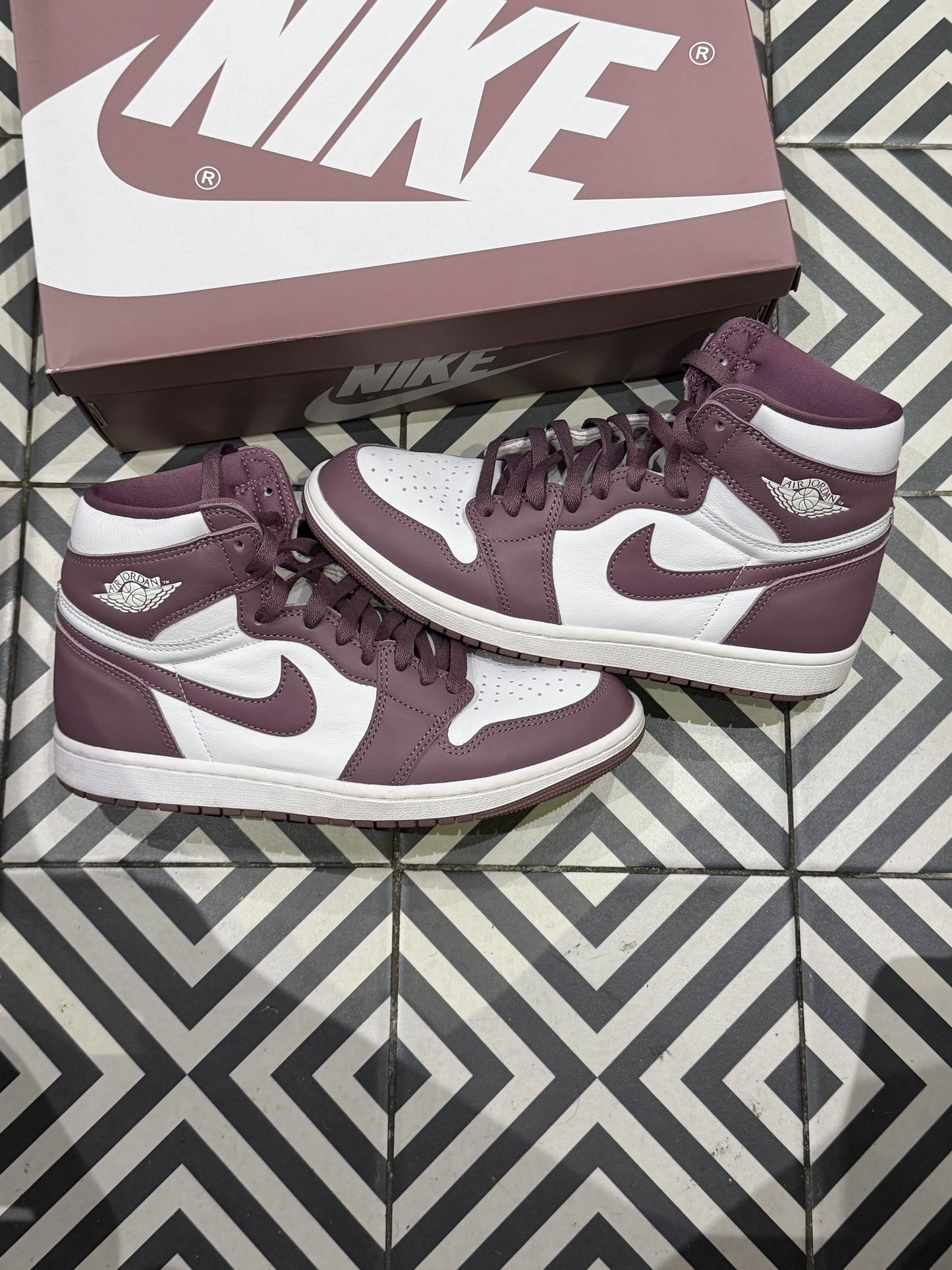 Jordan 1 High Mauve (Taille 42)