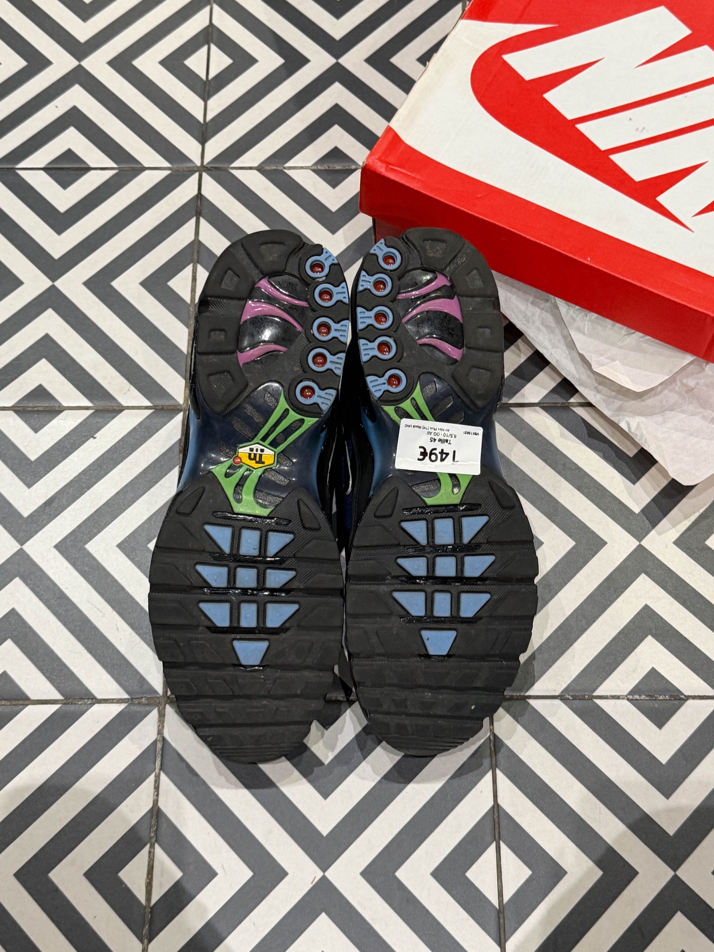 Air Max Plus (TN) Black UNC (Taille 45)