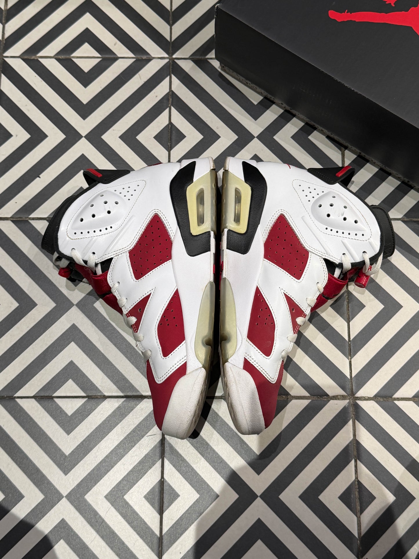 Jordan 6 Carmine (Taille 43)