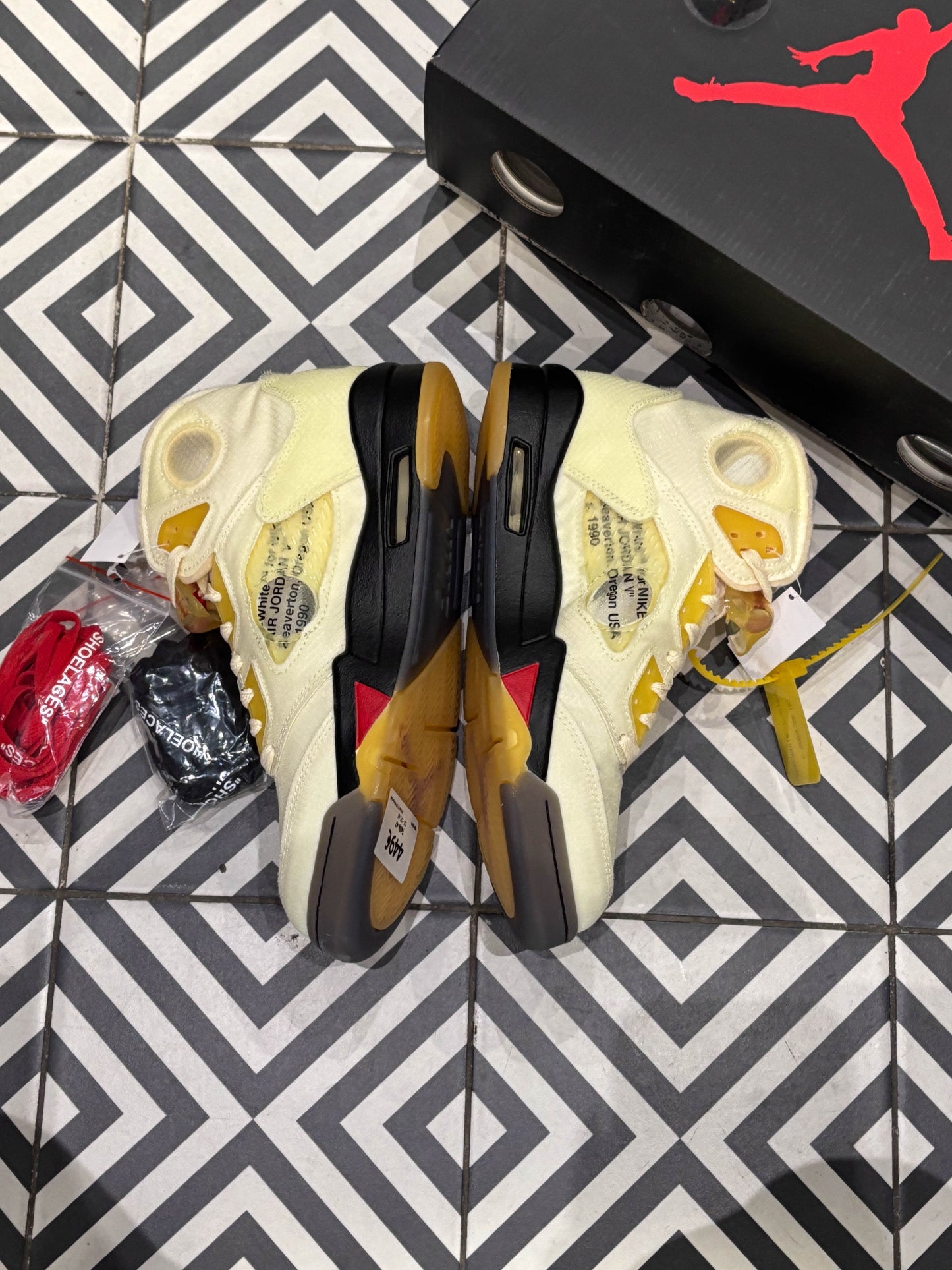 Jordan 5 Off-White Sail (Taille 42)