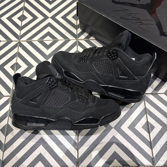 Jordan 4 Black Cat (Taille 42)