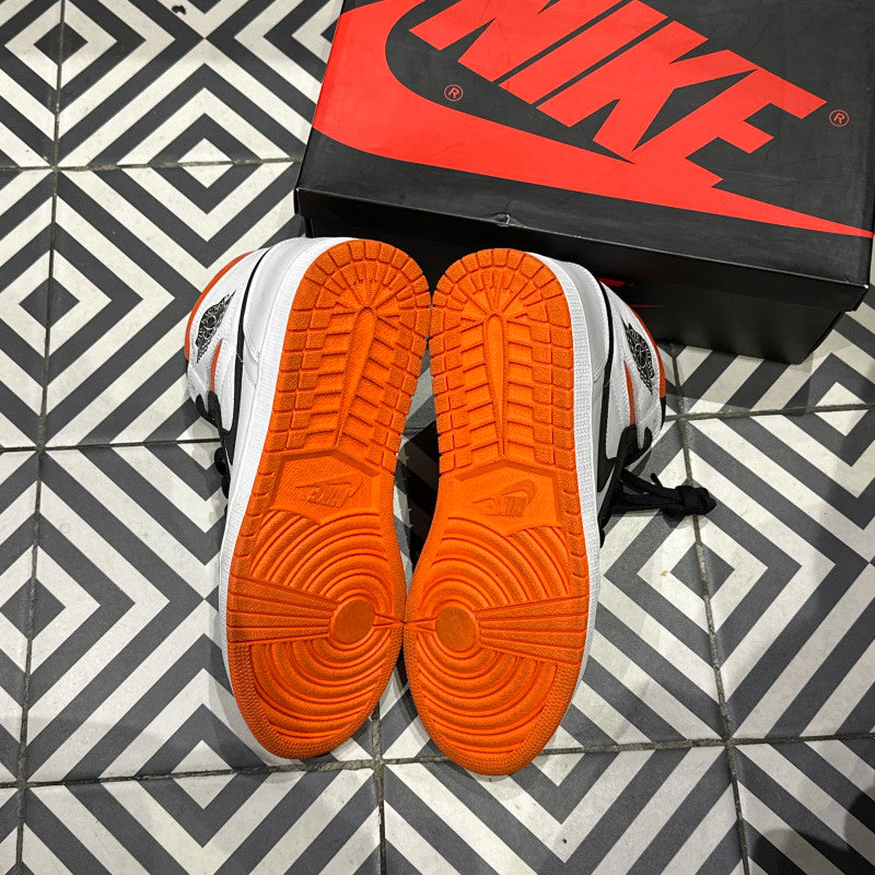 Jordan 1 High Electro Orange (Taille 42,5)