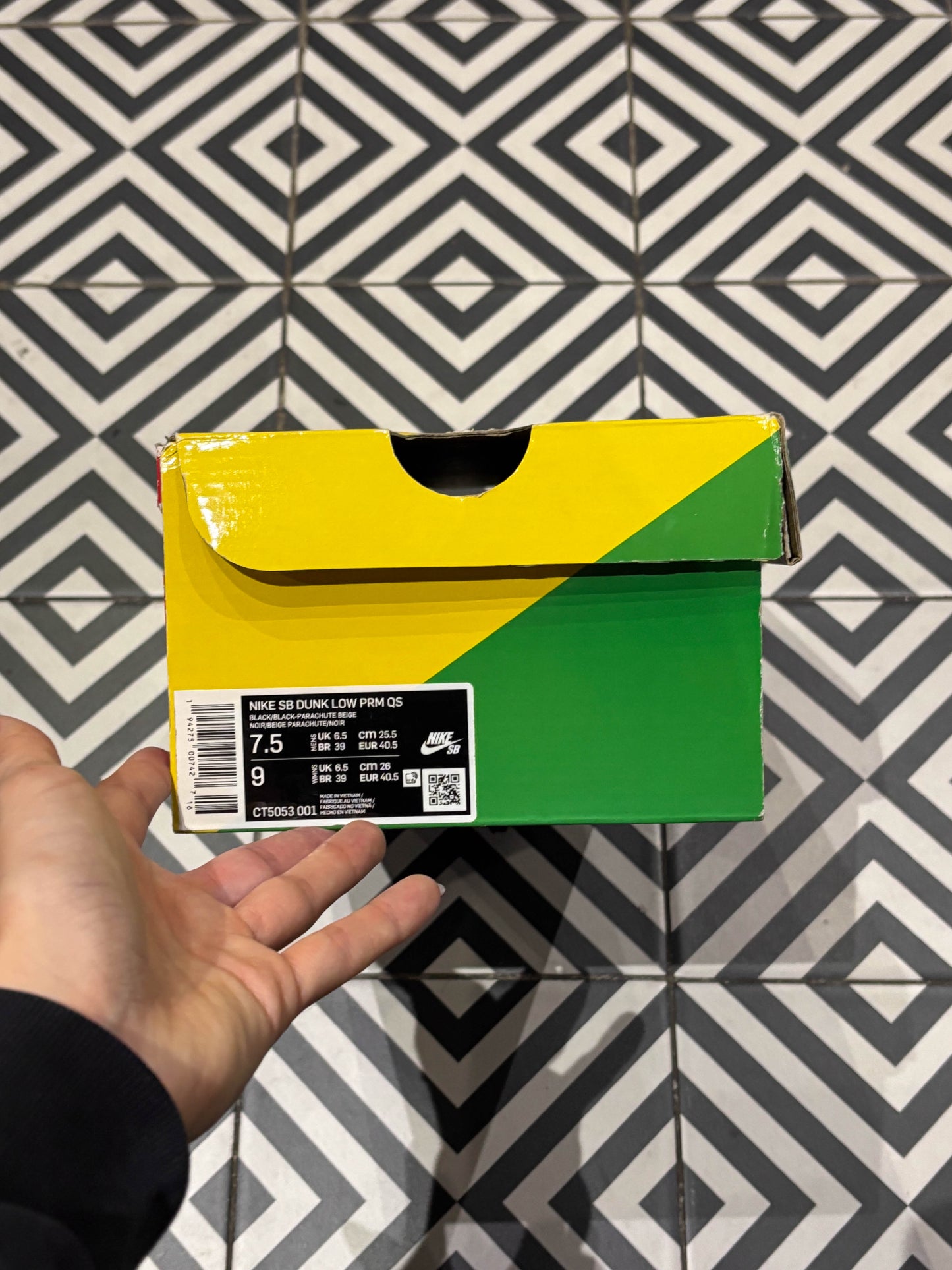 Dunk SB Travis Scott (Decoupee) (Taille 40,5)
