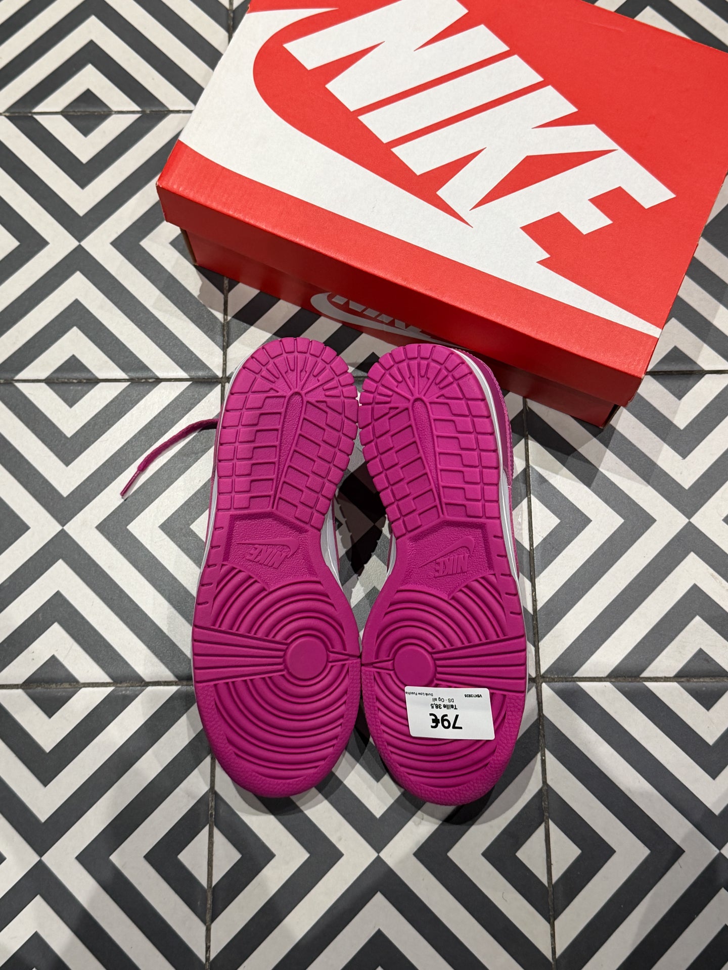 Dunk Low Fuschia (Taille 38,5)