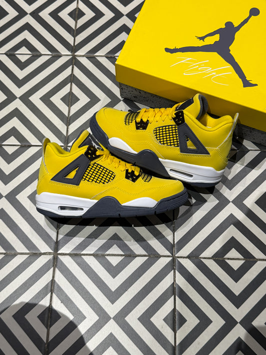 JORDAN 4 Lightning (Taille 36,5)