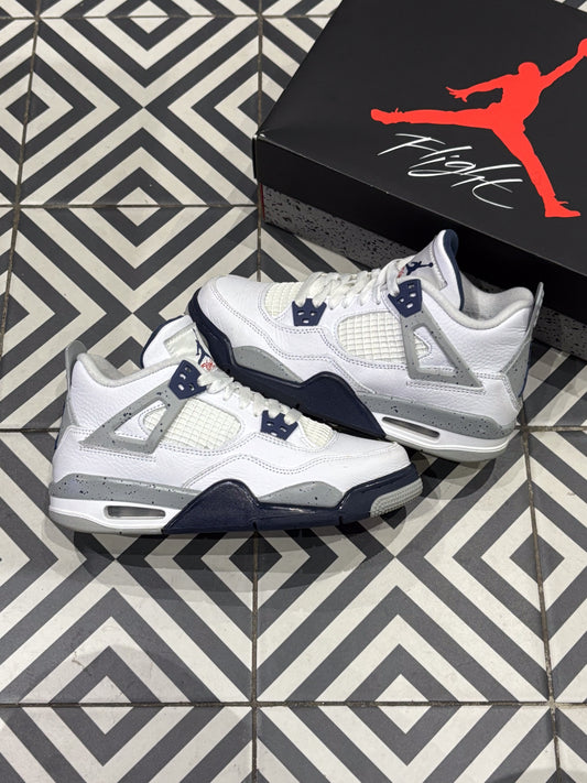 Jordan 4 Midnight Navy GS (Taille 37,5)