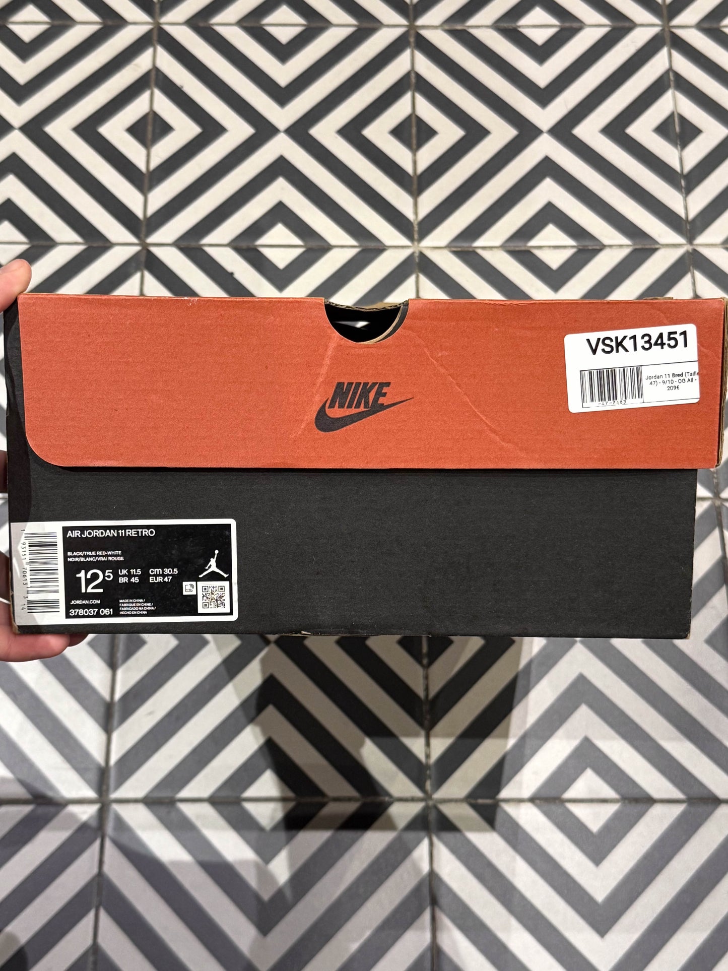 Jordan 11 Bred (Taille 47)