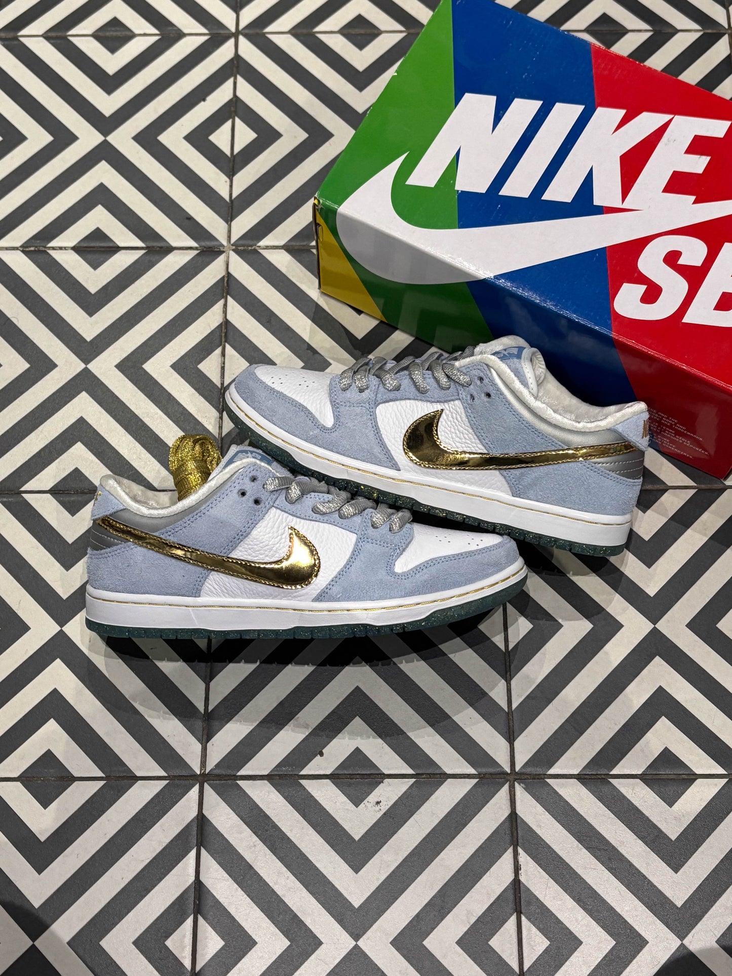 Dunk SB Sean Cliver (Taille 42)