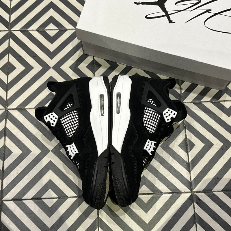 Jordan 4 White Thunder (Taille 41)