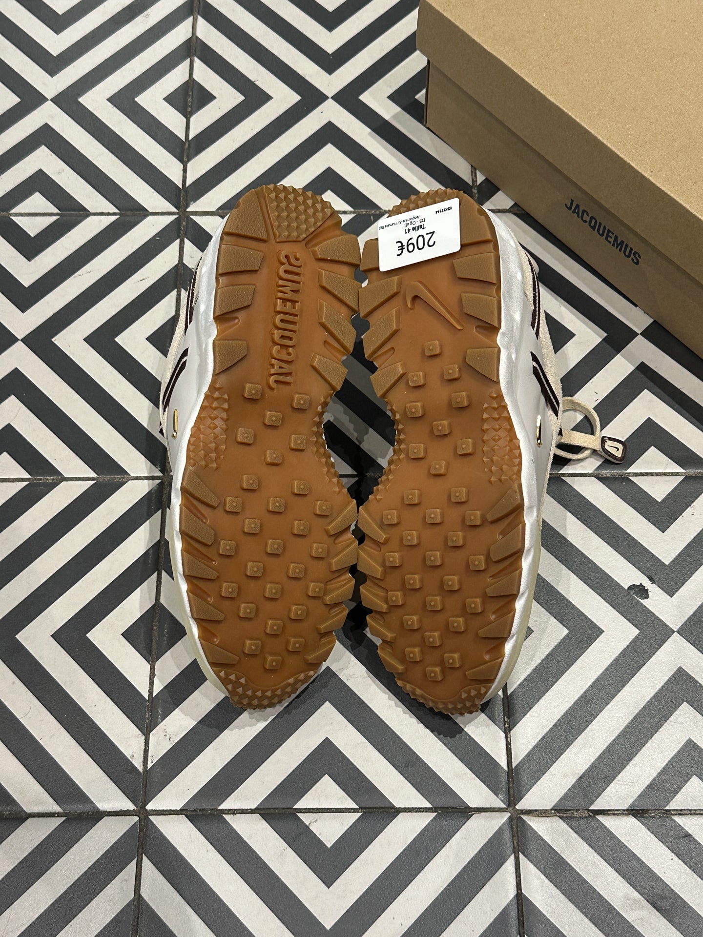 Jacquemus Air Humara Sail (41)